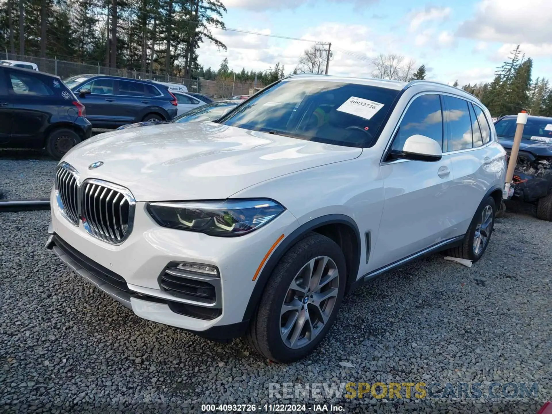 2 fotografías del automóvil dañado 5UXCR6C53KLL04050 BMW X5 2019