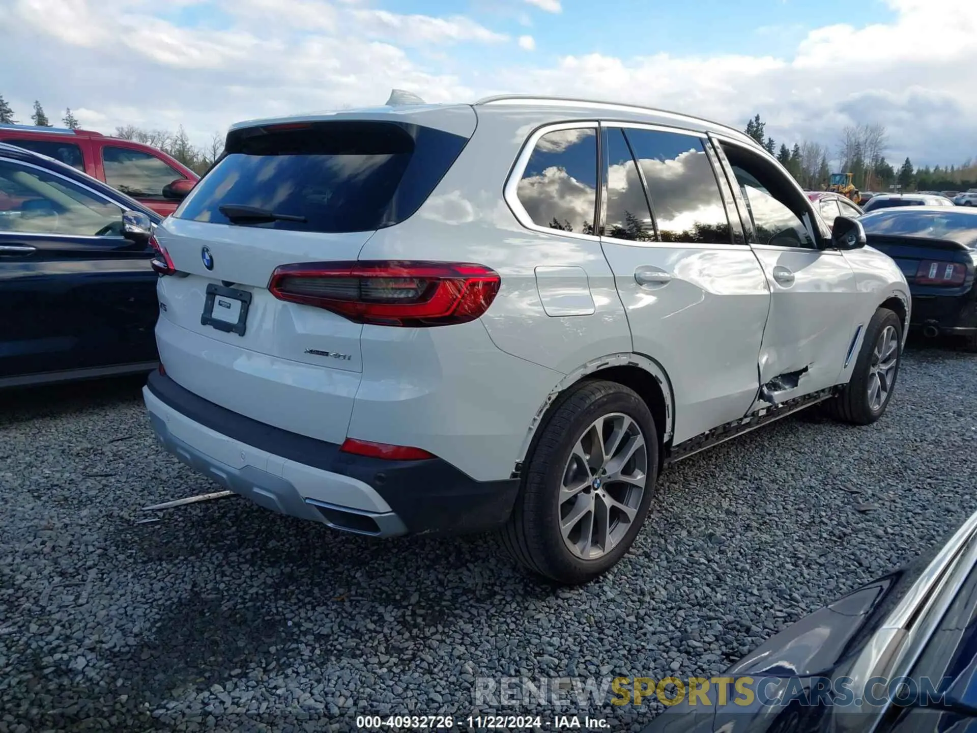 4 fotografías del automóvil dañado 5UXCR6C53KLL04050 BMW X5 2019