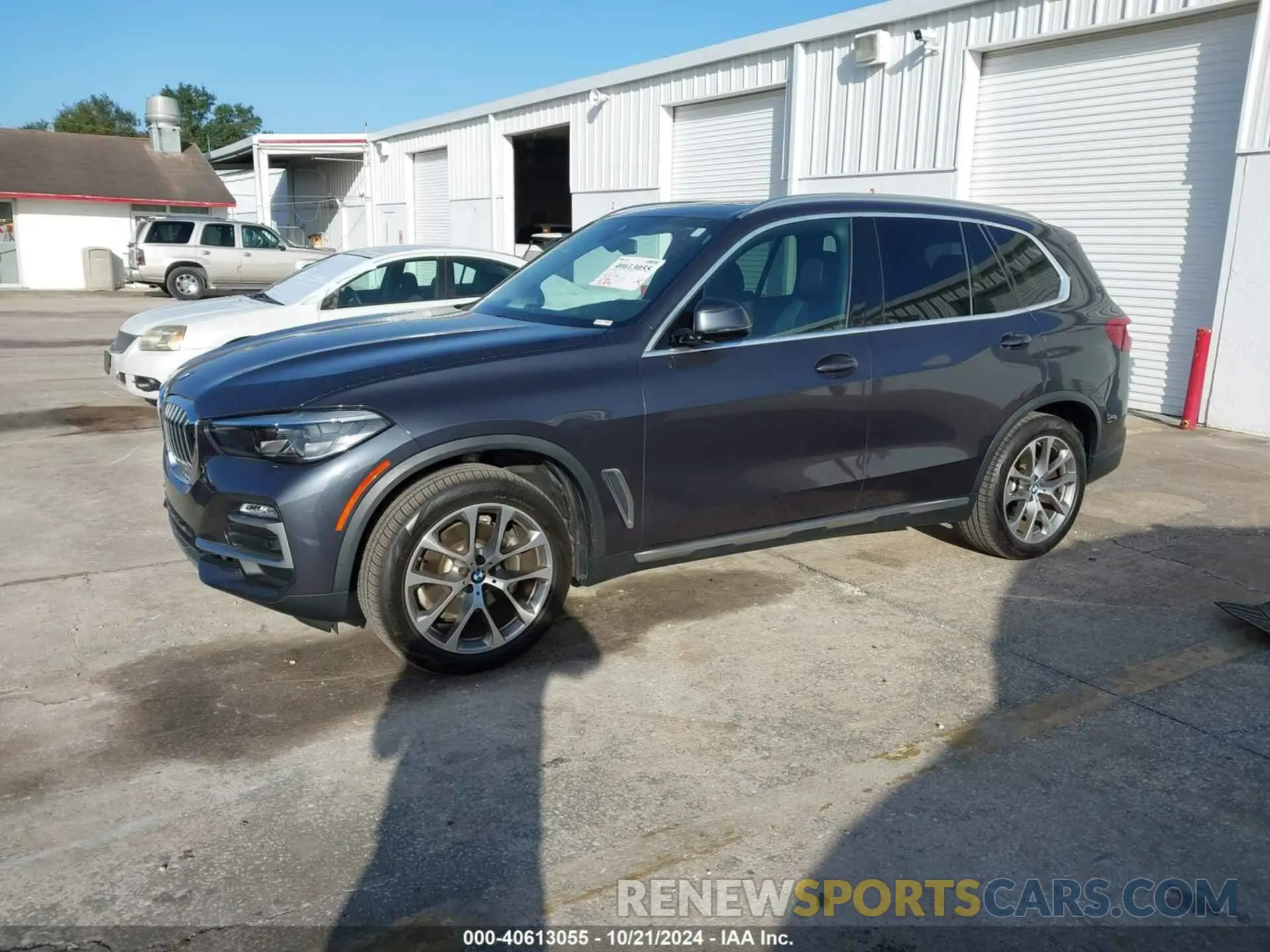 2 fotografías del automóvil dañado 5UXCR6C53KLL07286 BMW X5 2019