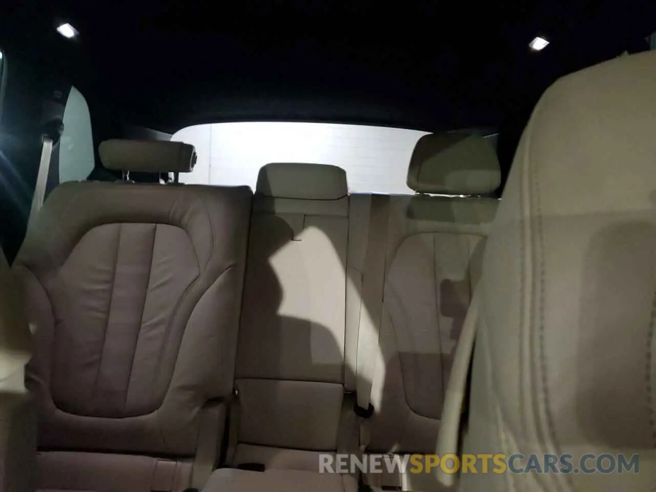 10 fotografías del automóvil dañado 5UXCR6C53KLL11760 BMW X5 2019