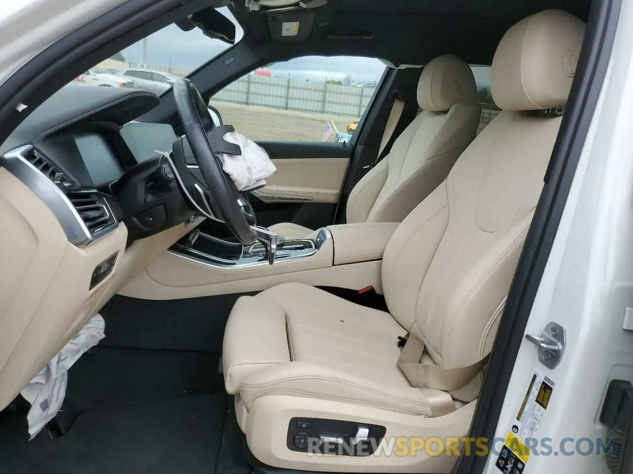 7 fotografías del automóvil dañado 5UXCR6C53KLL36982 BMW X5 2019