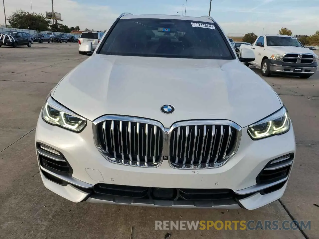 5 fotografías del automóvil dañado 5UXCR6C53KLL60389 BMW X5 2019