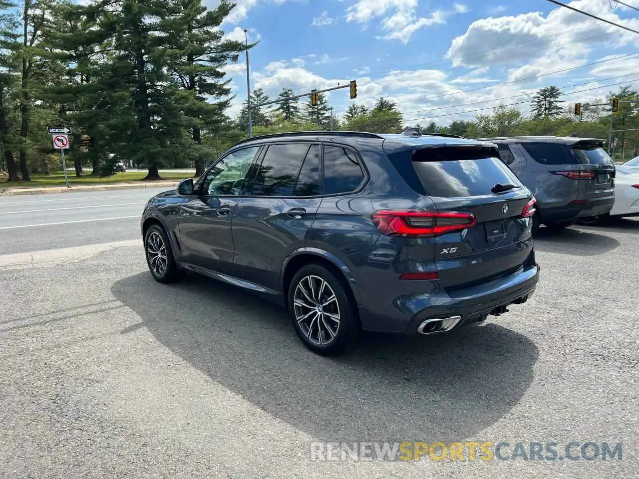 3 fotografías del automóvil dañado 5UXCR6C54KLL25599 BMW X5 2019