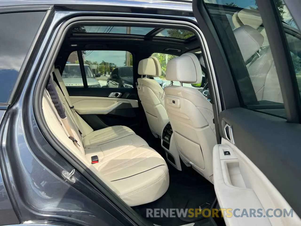 6 fotografías del automóvil dañado 5UXCR6C54KLL25599 BMW X5 2019