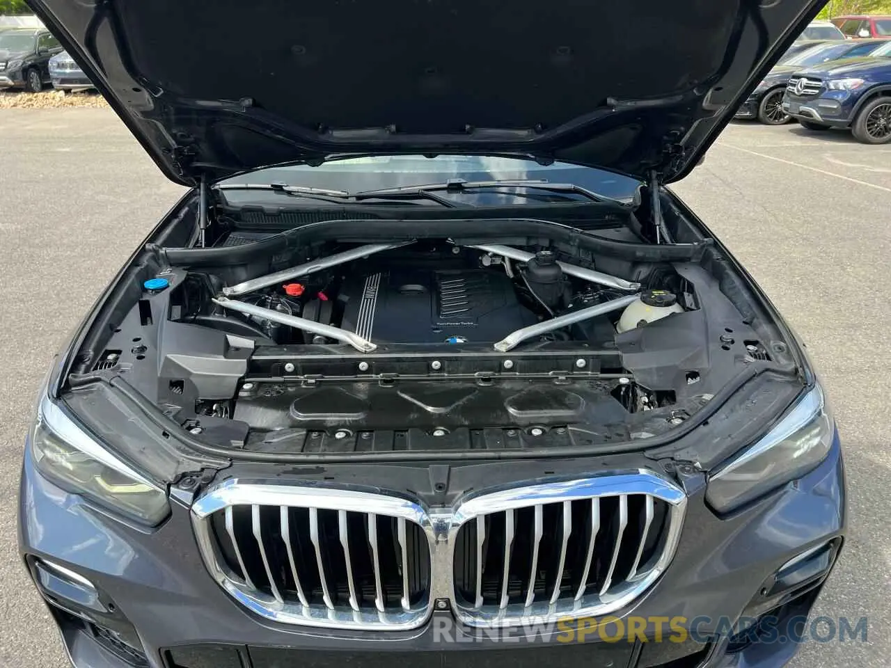 8 fotografías del automóvil dañado 5UXCR6C54KLL25599 BMW X5 2019