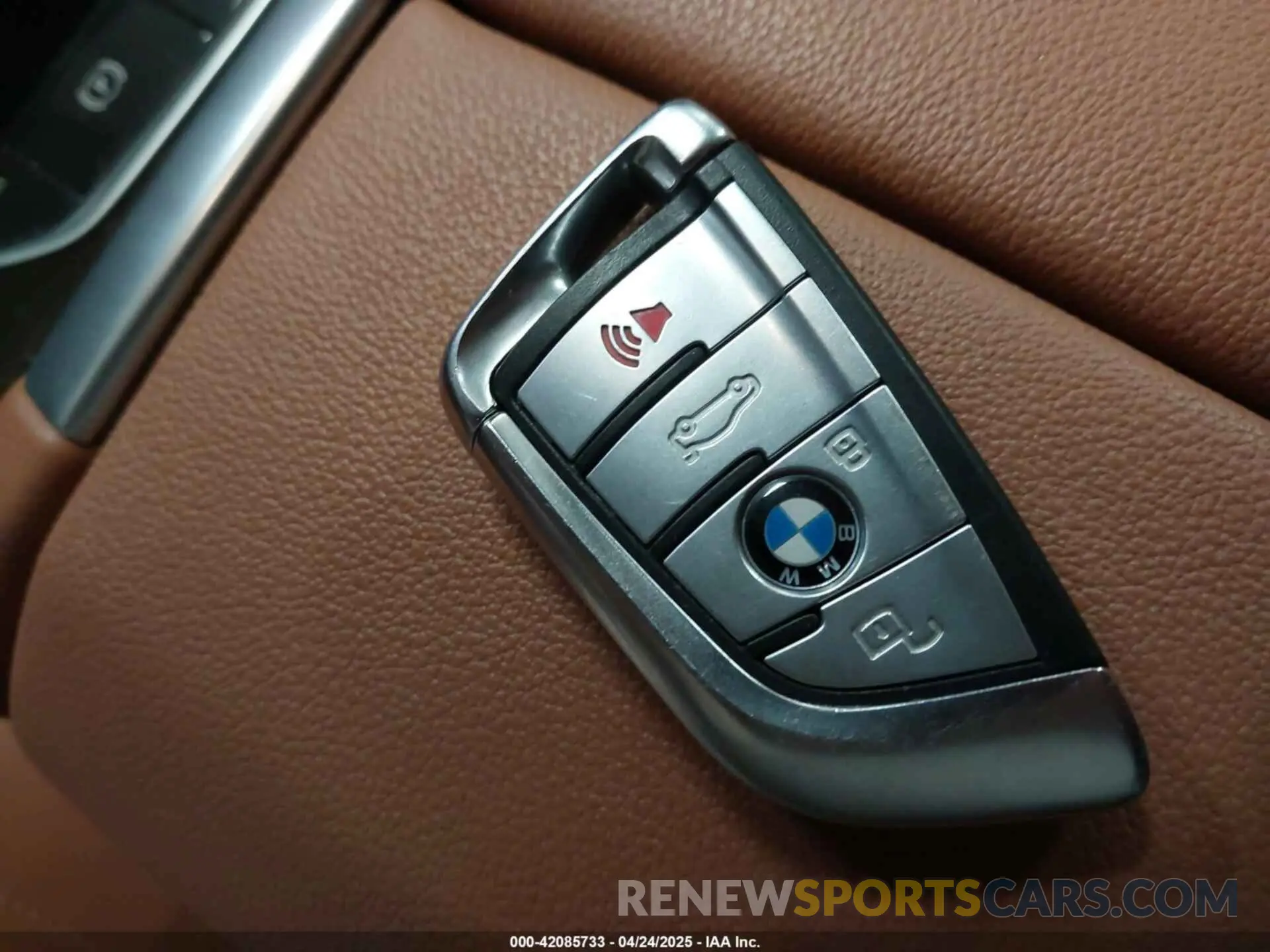 11 fotografías del automóvil dañado 5UXCR6C54KLL37672 BMW X5 2019