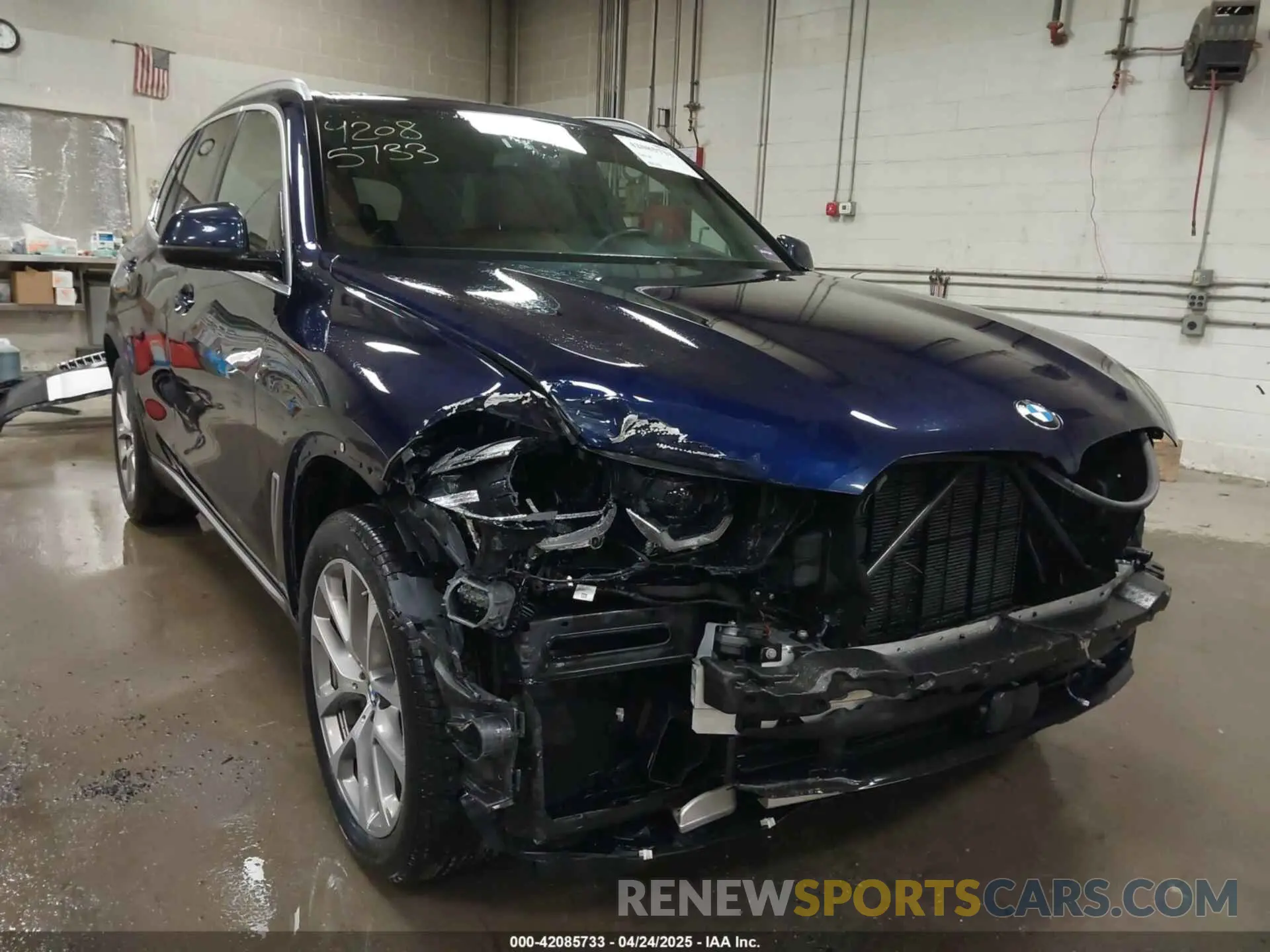 6 fotografías del automóvil dañado 5UXCR6C54KLL37672 BMW X5 2019