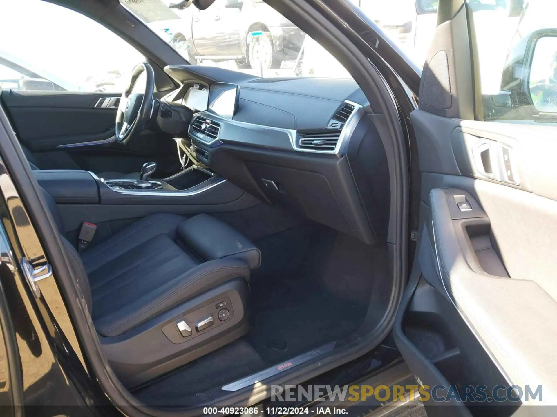 5 fotografías del automóvil dañado 5UXCR6C54KLL39096 BMW X5 2019