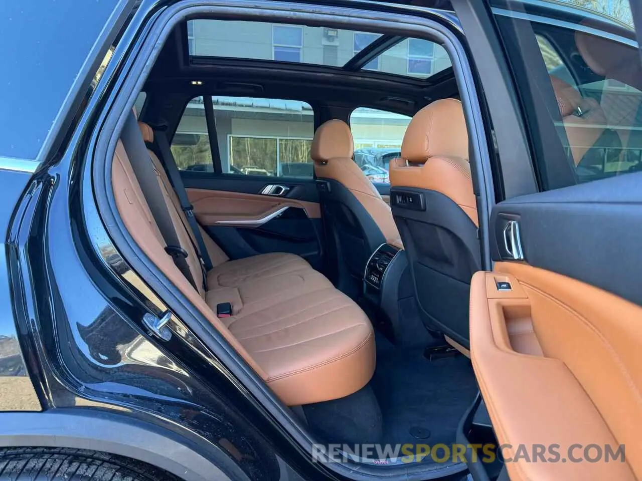 6 fotografías del automóvil dañado 5UXCR6C54KLL40314 BMW X5 2019