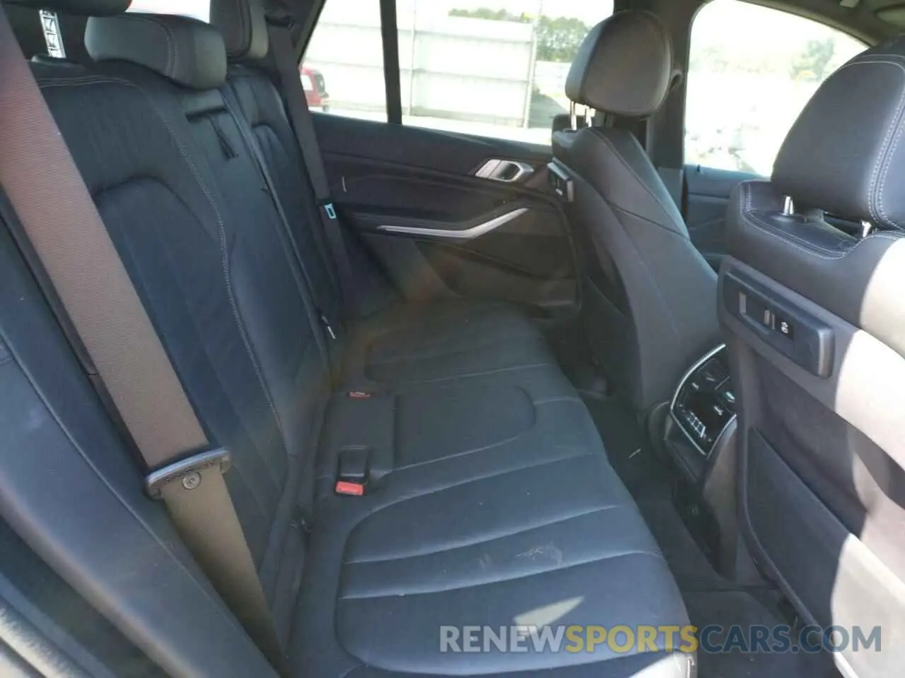 6 fotografías del automóvil dañado 5UXCR6C55KLK82259 BMW X5 2019