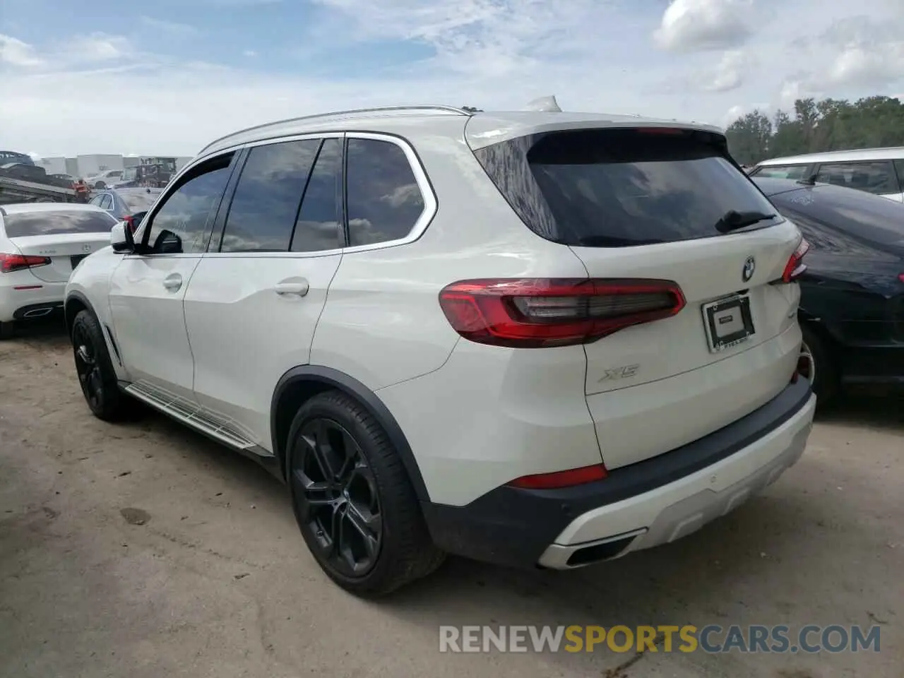 3 fotografías del automóvil dañado 5UXCR6C55KLK85582 BMW X5 2019