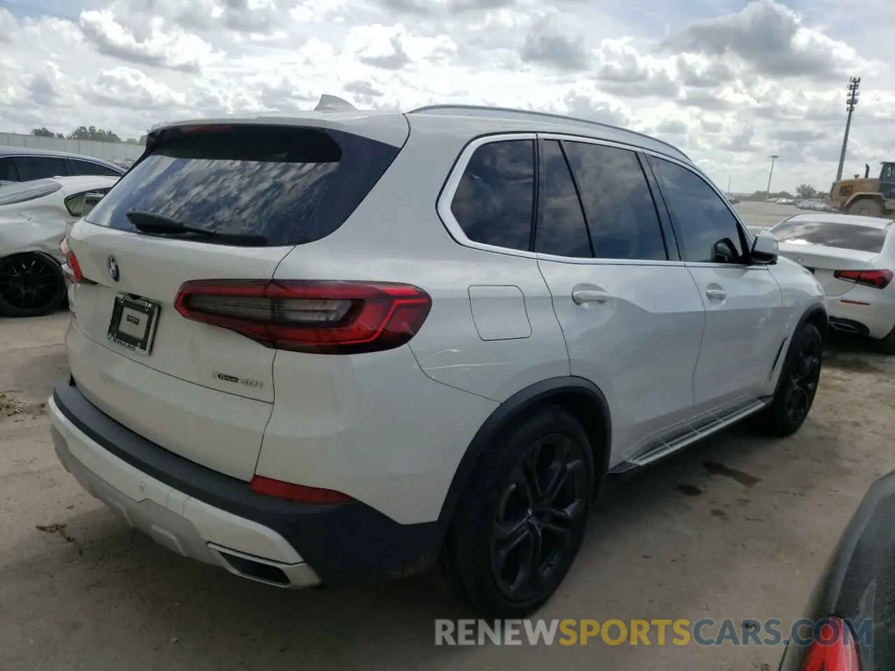 4 fotografías del automóvil dañado 5UXCR6C55KLK85582 BMW X5 2019