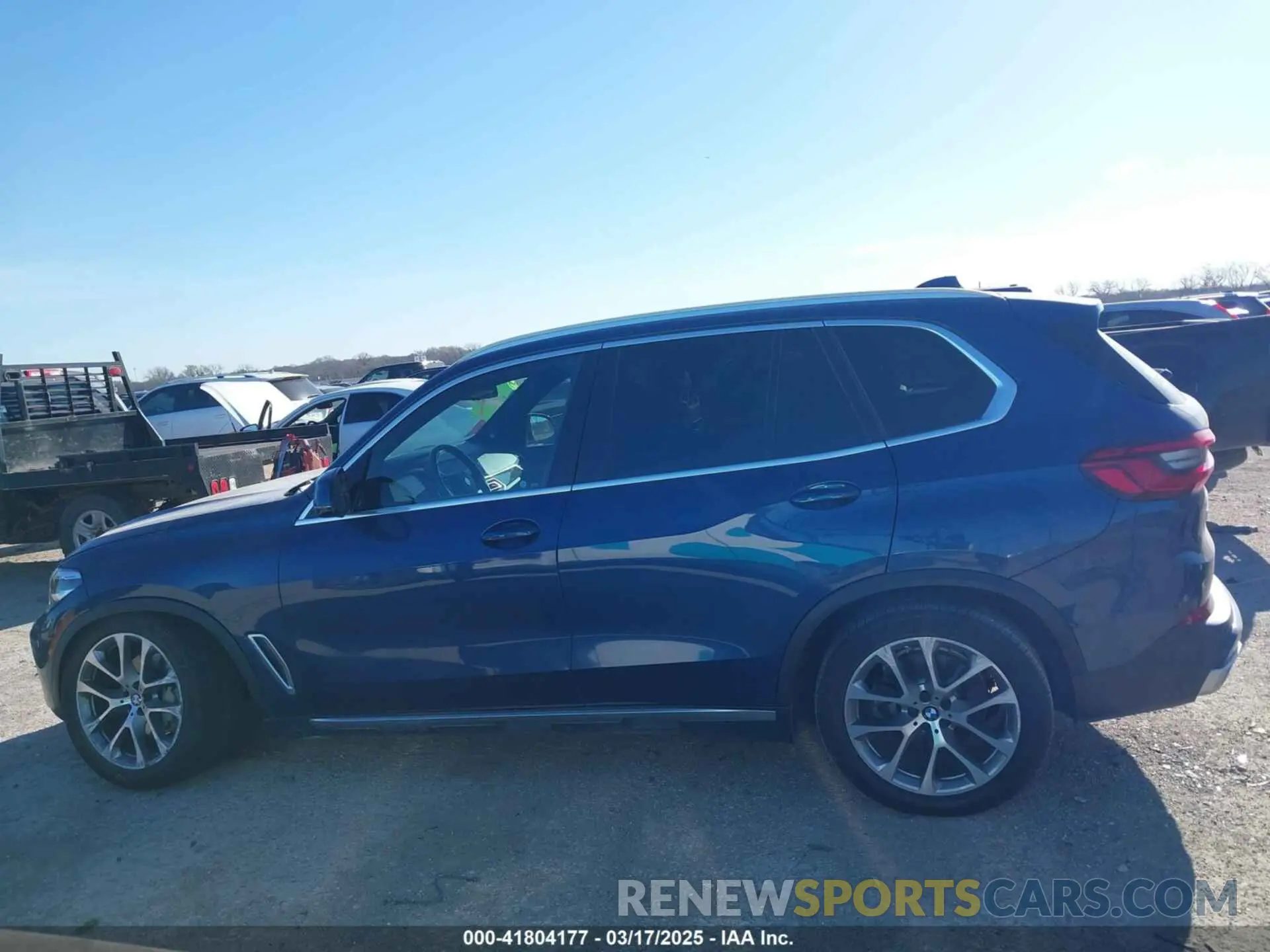 14 fotografías del automóvil dañado 5UXCR6C55KLK86618 BMW X5 2019