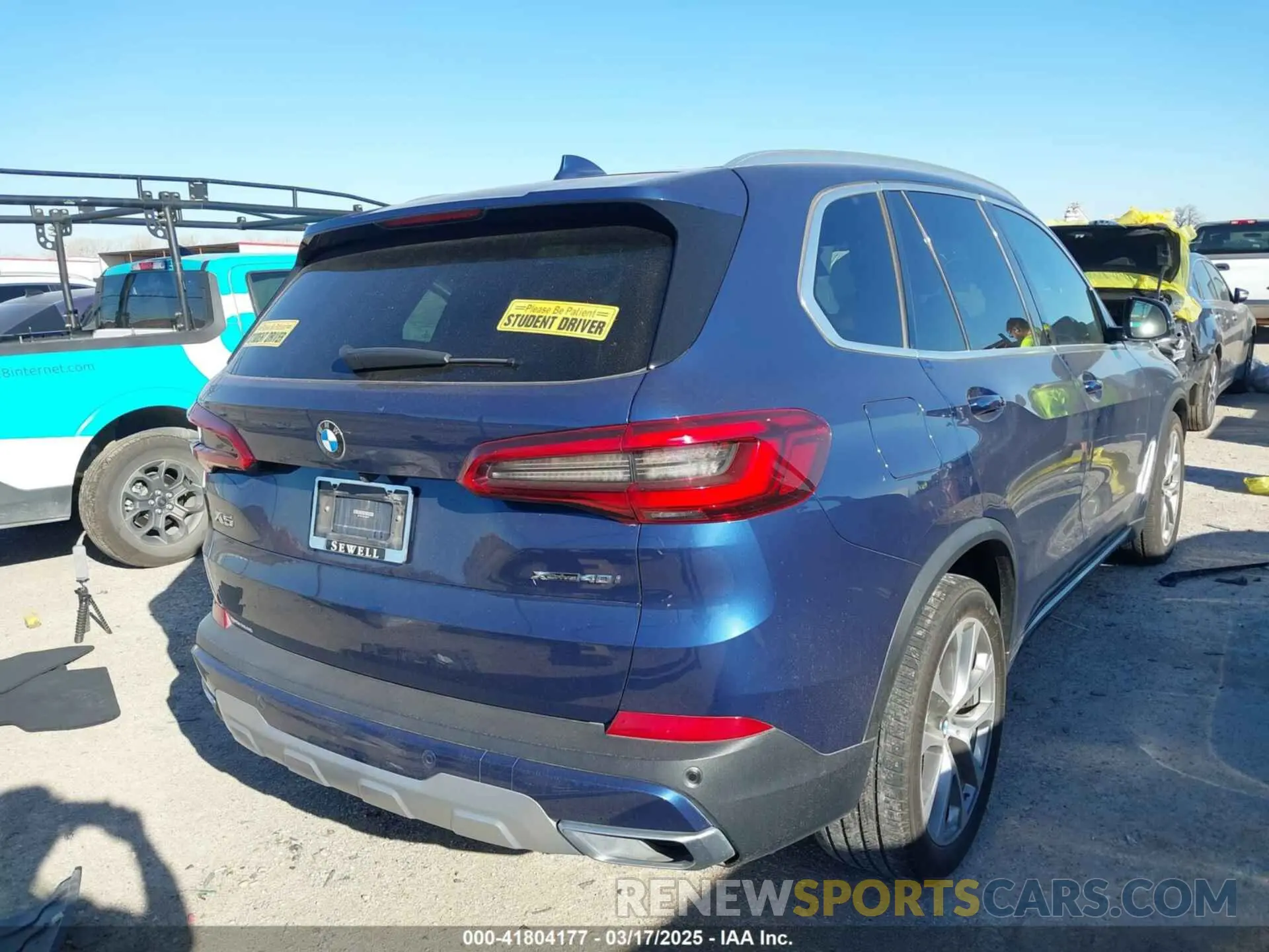 4 fotografías del automóvil dañado 5UXCR6C55KLK86618 BMW X5 2019