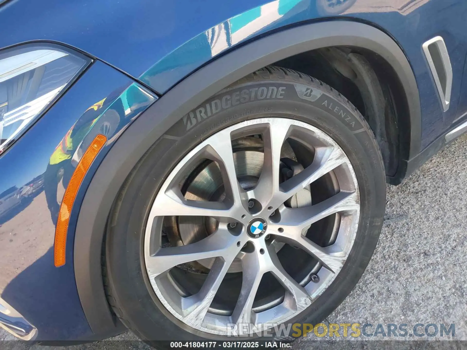 6 fotografías del automóvil dañado 5UXCR6C55KLK86618 BMW X5 2019