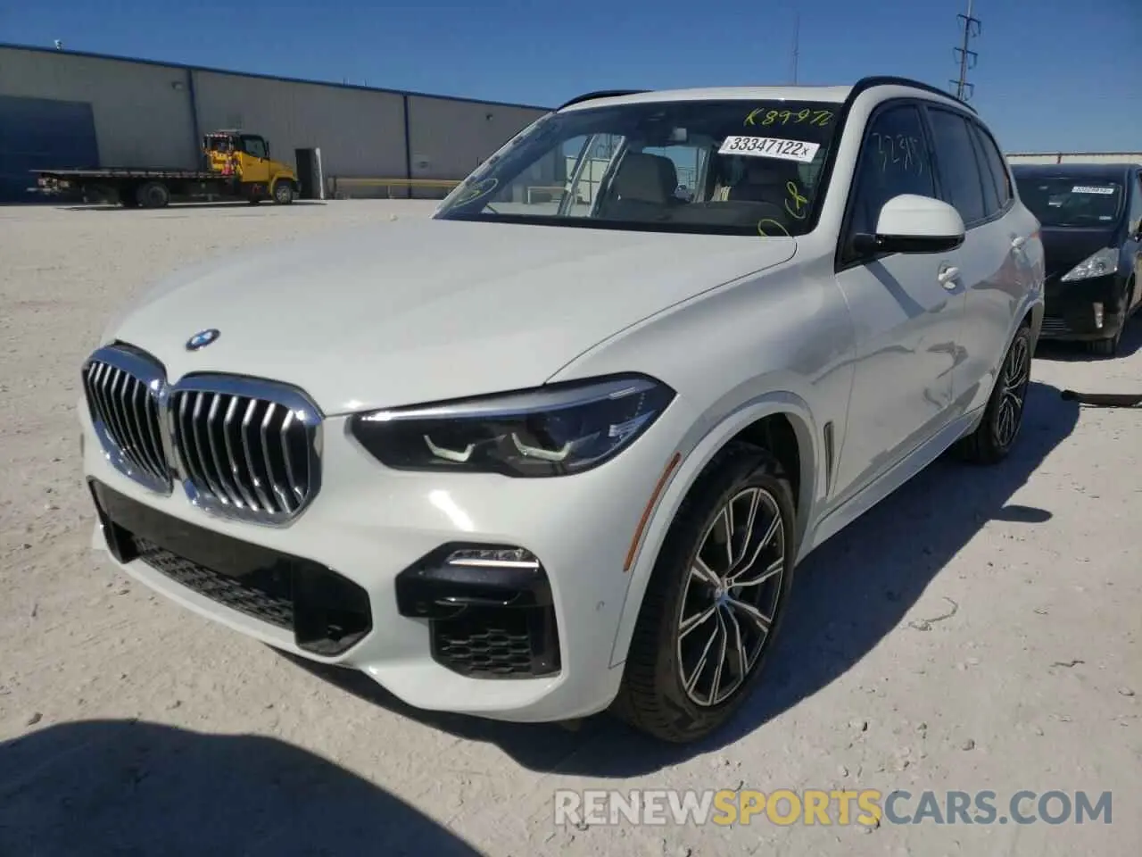 2 fotografías del automóvil dañado 5UXCR6C55KLK89972 BMW X5 2019