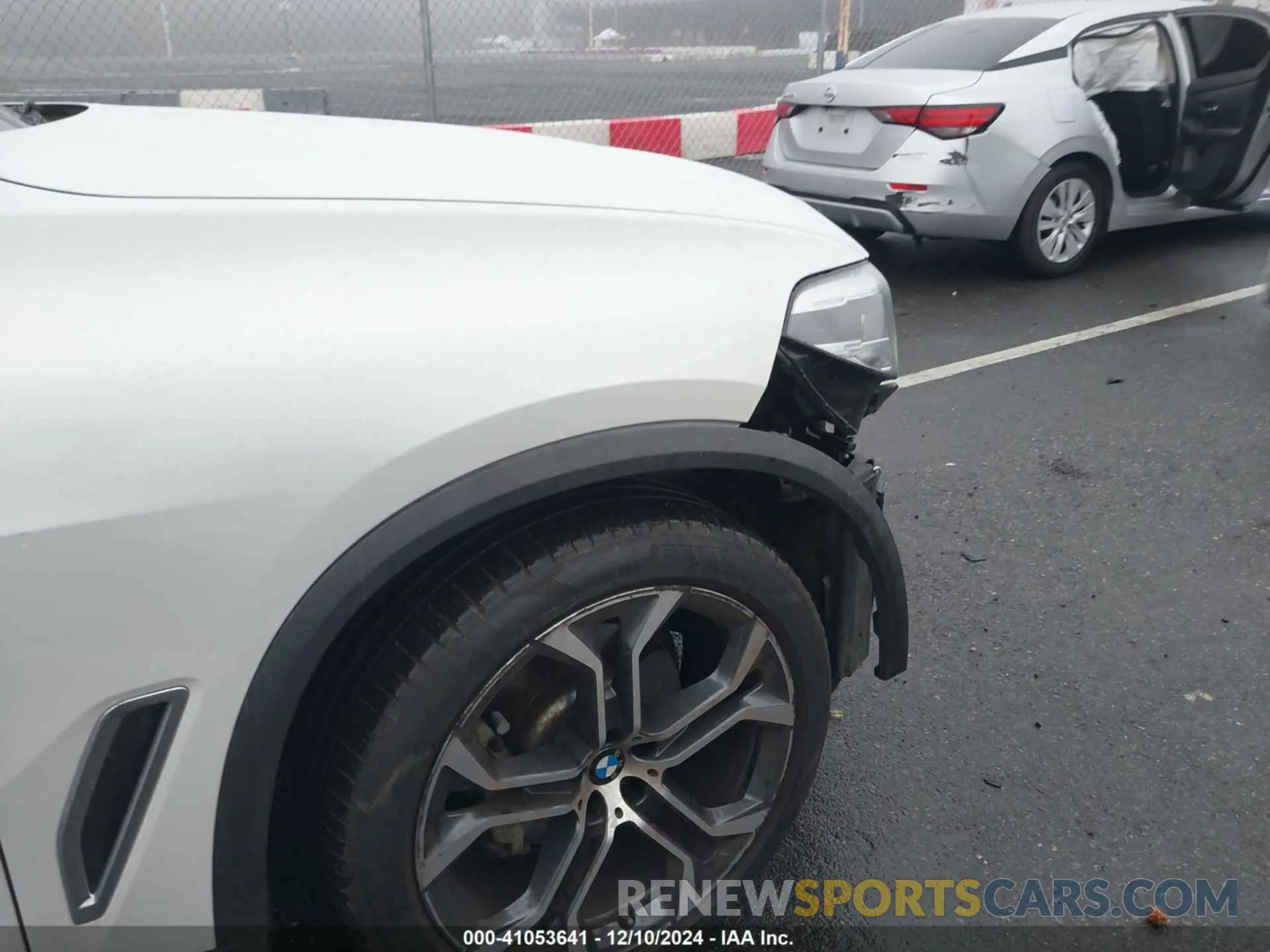 19 fotografías del automóvil dañado 5UXCR6C55KLL03336 BMW X5 2019