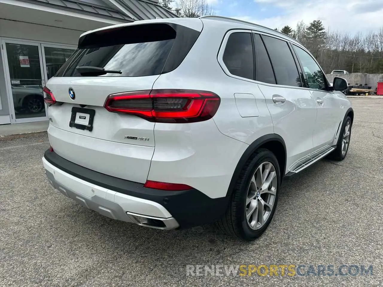 4 fotografías del automóvil dañado 5UXCR6C56KLK99829 BMW X5 2019