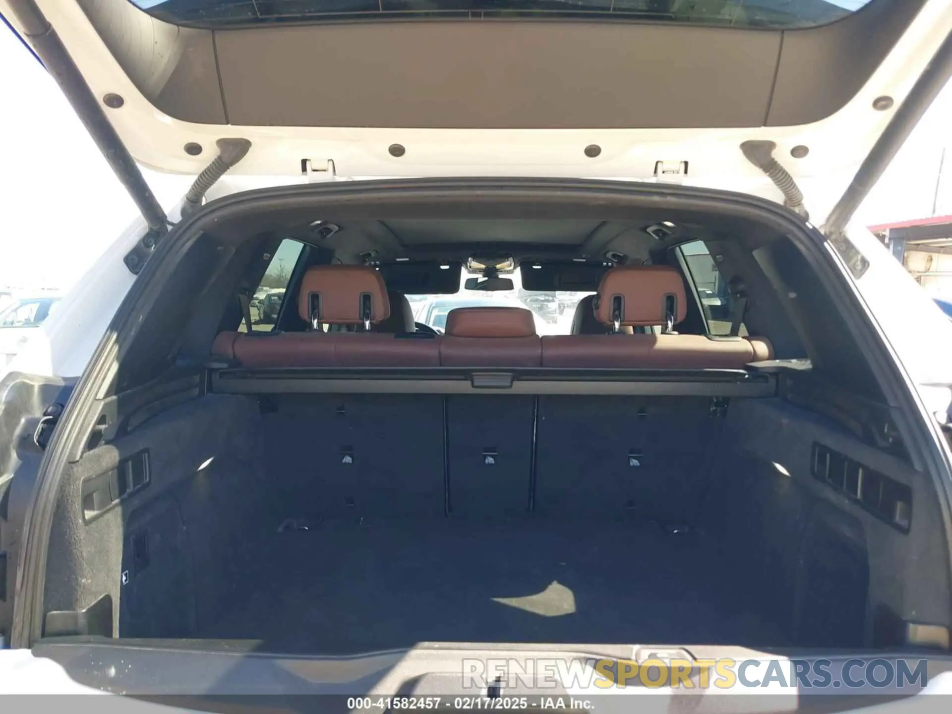 8 fotografías del automóvil dañado 5UXCR6C57KLK80268 BMW X5 2019