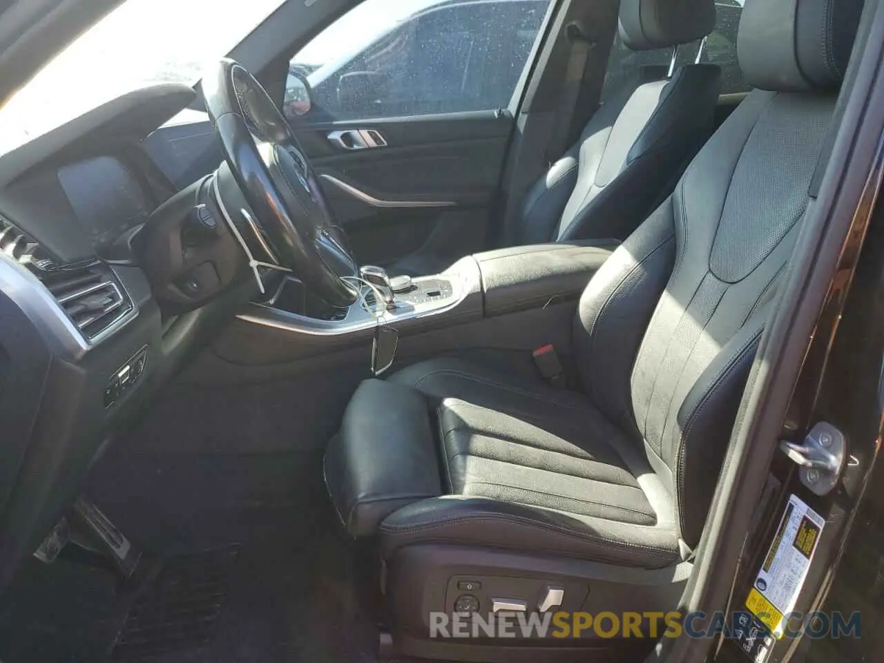 7 fotografías del automóvil dañado 5UXCR6C57KLL08148 BMW X5 2019