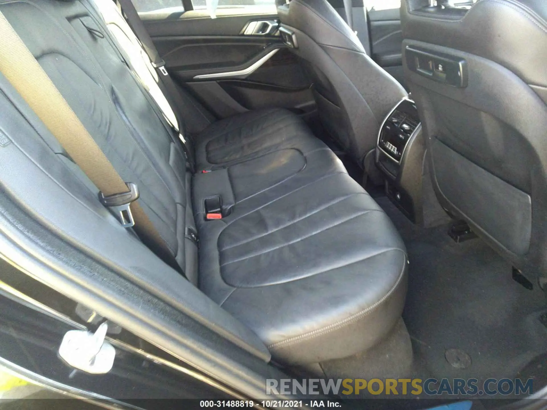 8 fotografías del automóvil dañado 5UXCR6C57KLL52750 BMW X5 2019