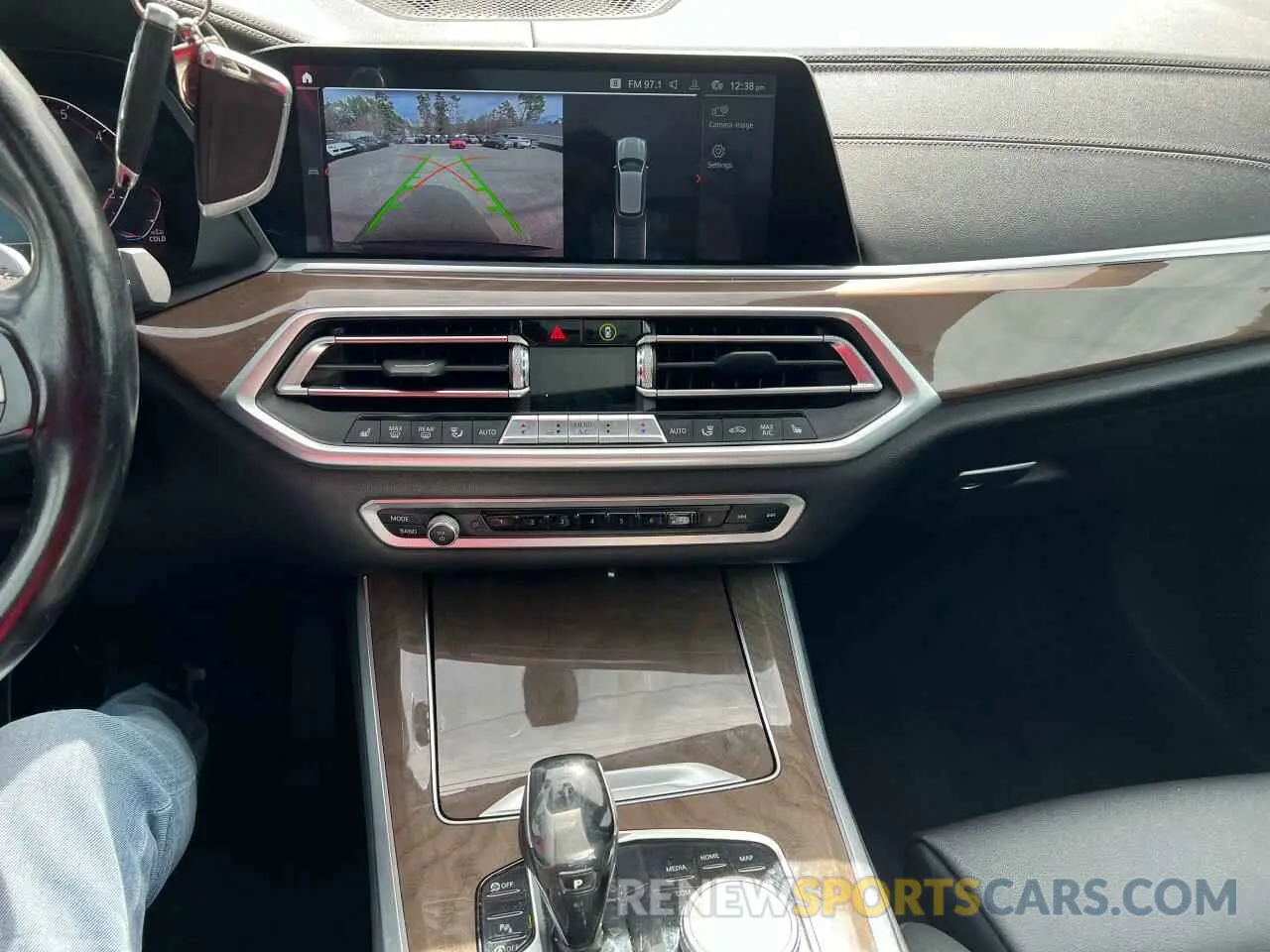 10 fotografías del automóvil dañado 5UXCR6C57KLL62128 BMW X5 2019