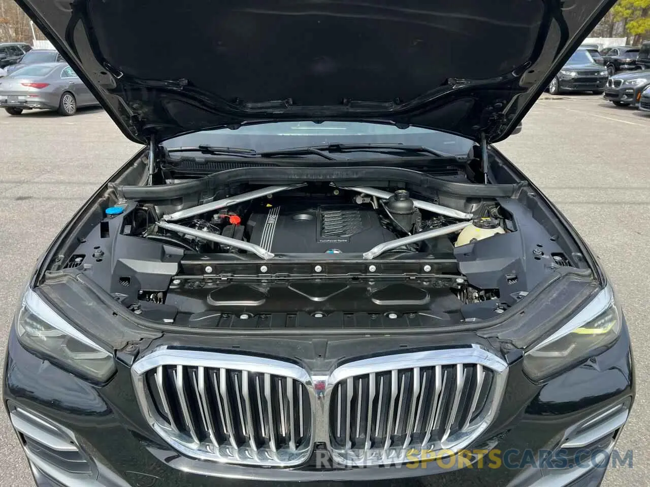 8 fotografías del automóvil dañado 5UXCR6C57KLL62128 BMW X5 2019