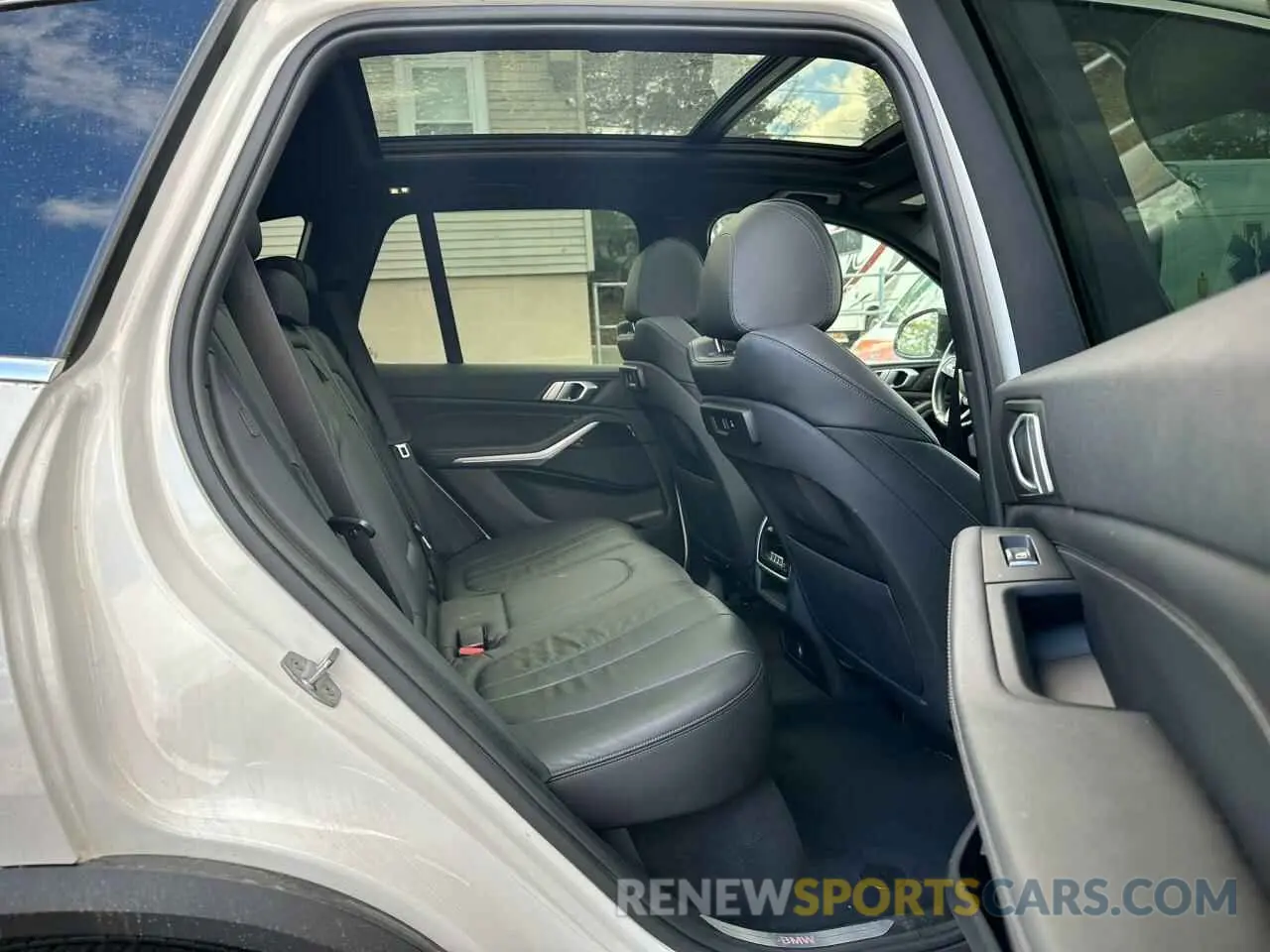 5 fotografías del automóvil dañado 5UXCR6C58KLK88282 BMW X5 2019