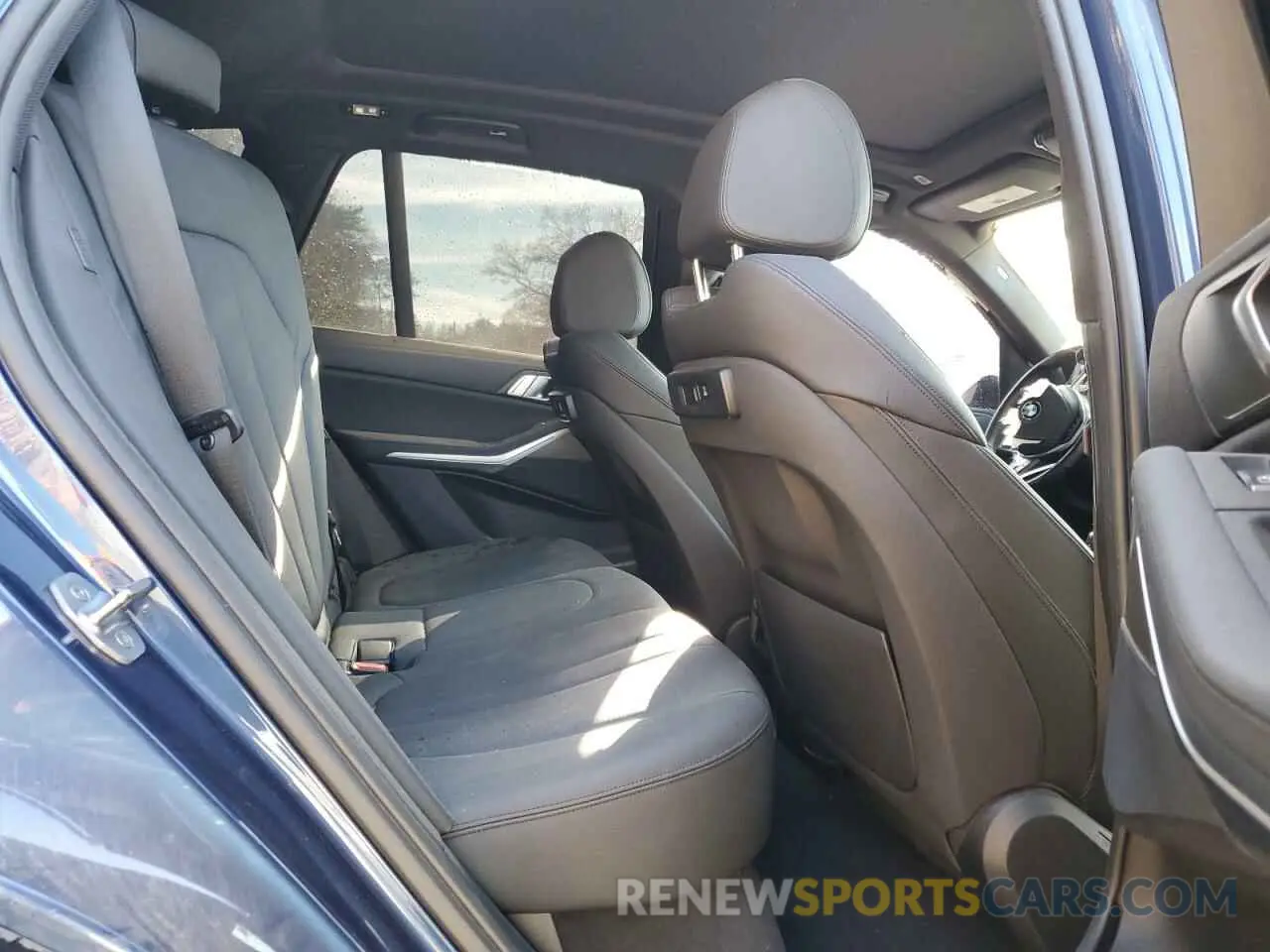 11 fotografías del automóvil dañado 5UXCR6C58KLL14914 BMW X5 2019