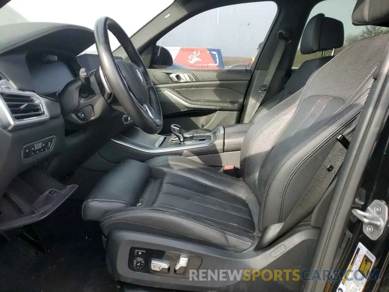 7 fotografías del automóvil dañado 5UXCR6C58KLL21278 BMW X5 2019