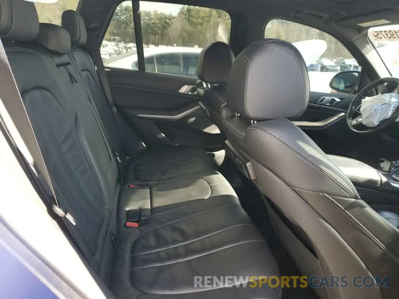 11 fotografías del automóvil dañado 5UXCR6C58KLL37660 BMW X5 2019