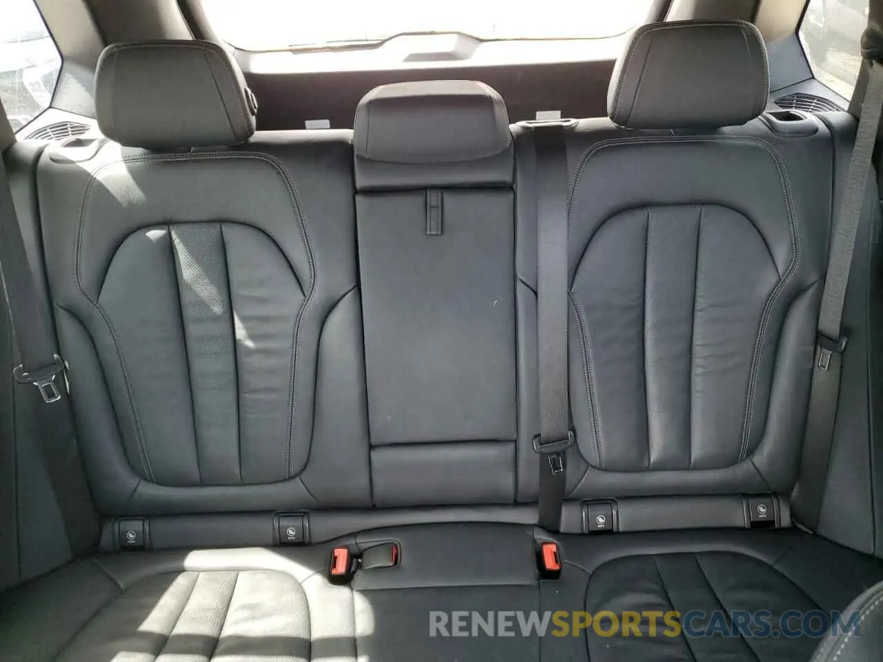 10 fotografías del automóvil dañado 5UXCR6C58KLL61618 BMW X5 2019