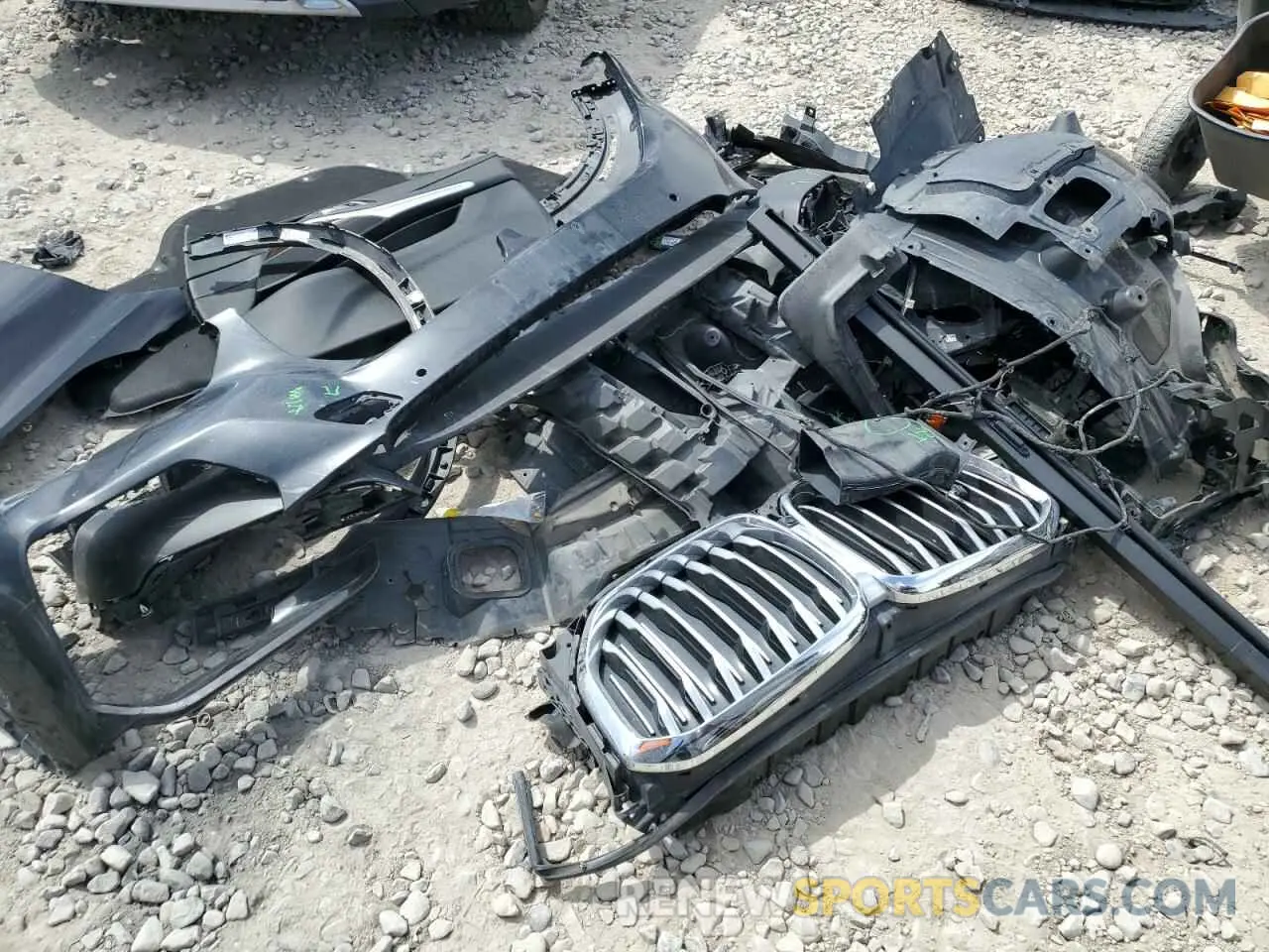 13 fotografías del automóvil dañado 5UXCR6C58KLL61618 BMW X5 2019
