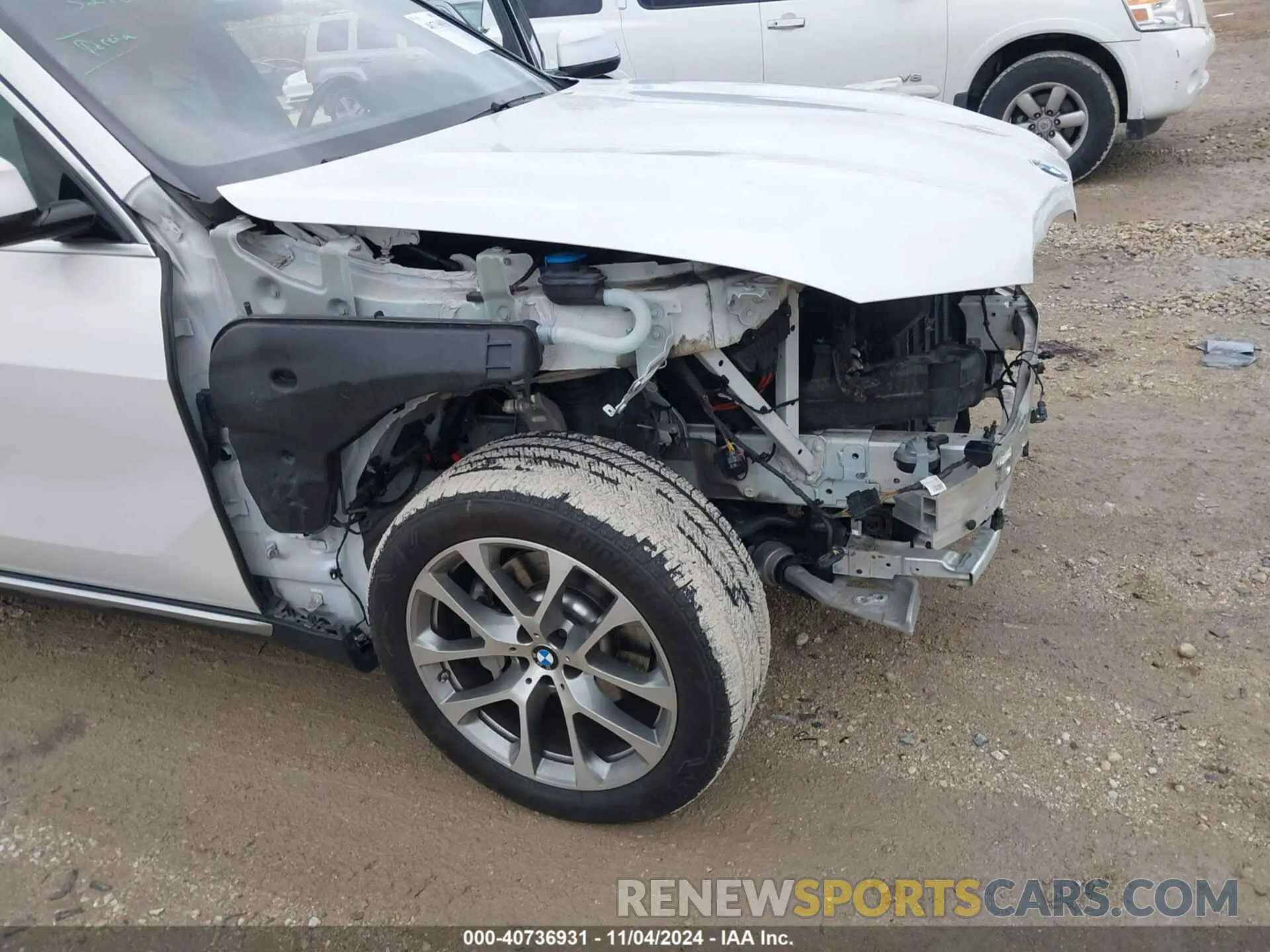 17 fotografías del automóvil dañado 5UXCR6C5XKLL01386 BMW X5 2019