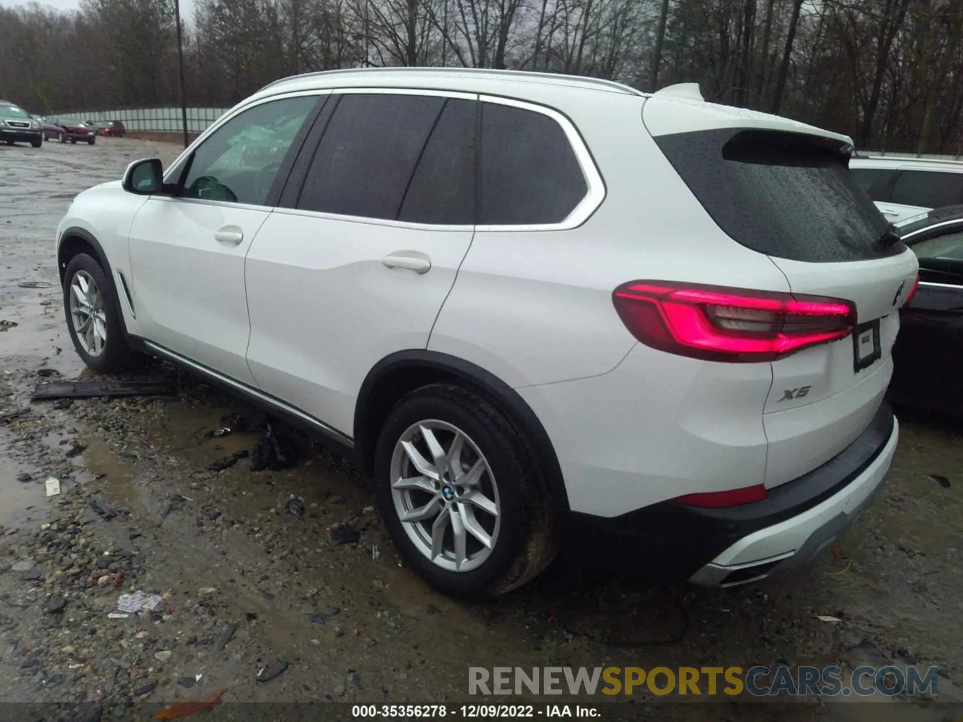 3 fotografías del automóvil dañado 5UXCR6C5XKLL60714 BMW X5 2019