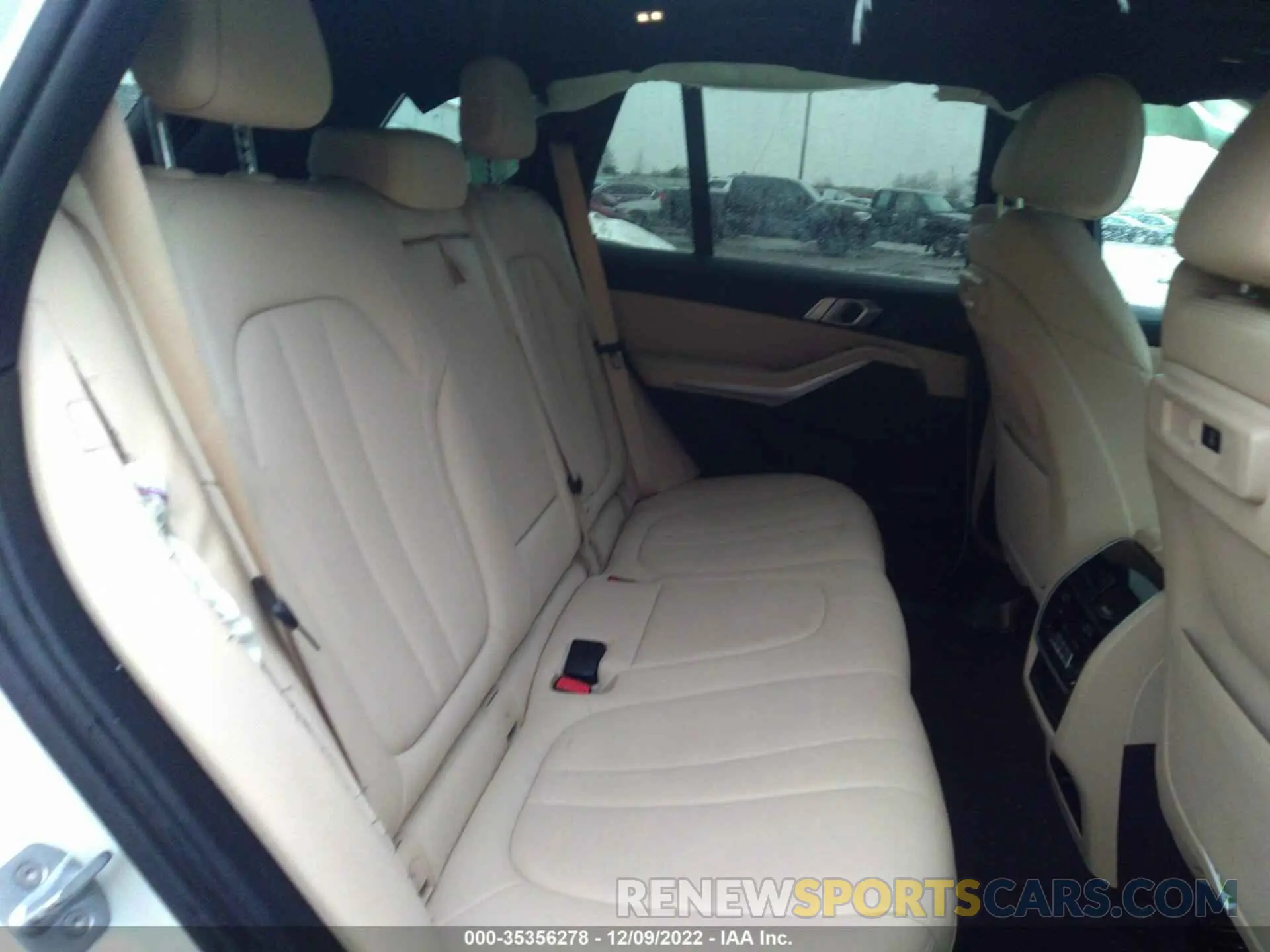 8 fotografías del automóvil dañado 5UXCR6C5XKLL60714 BMW X5 2019