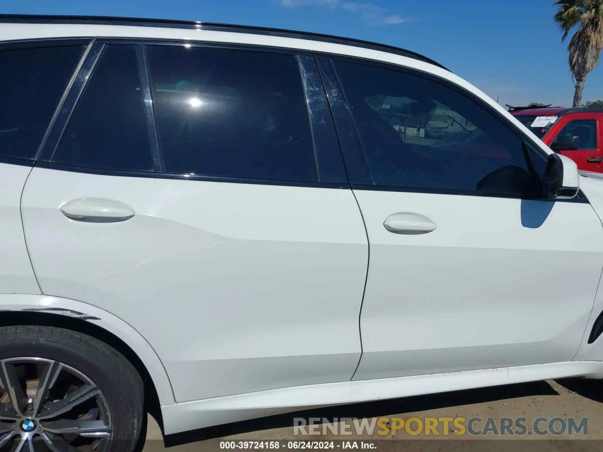 14 fotografías del automóvil dañado 5UXJU2C50KLN64615 BMW X5 2019