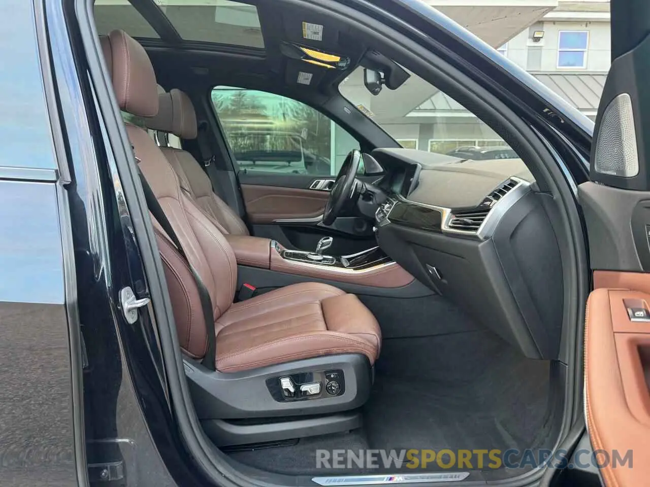 5 fotografías del automóvil dañado 5UXJU2C51KLN67457 BMW X5 2019