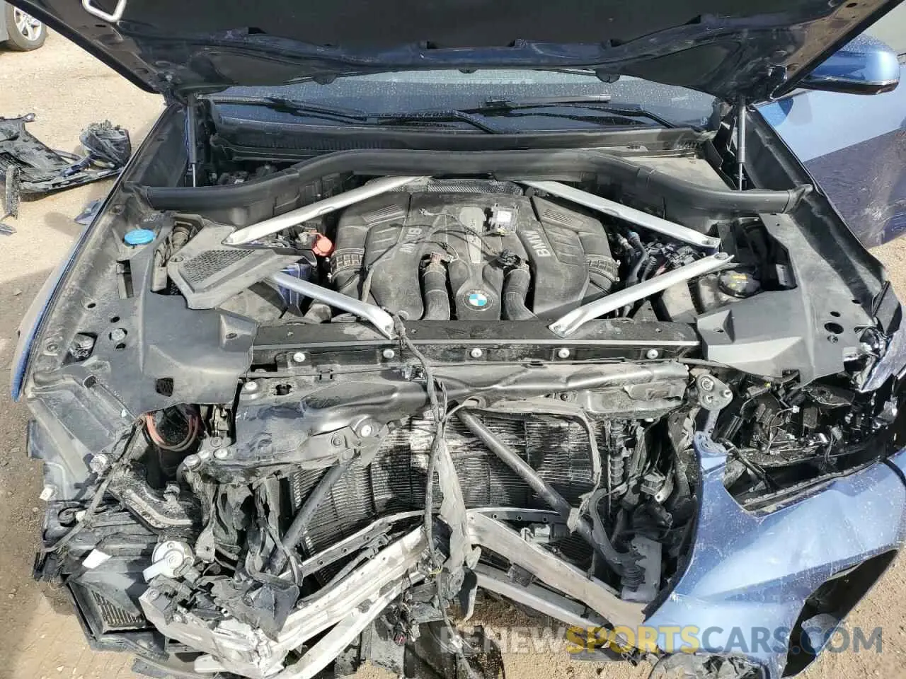 12 fotografías del automóvil dañado 5UXJU2C54KLN65654 BMW X5 2019