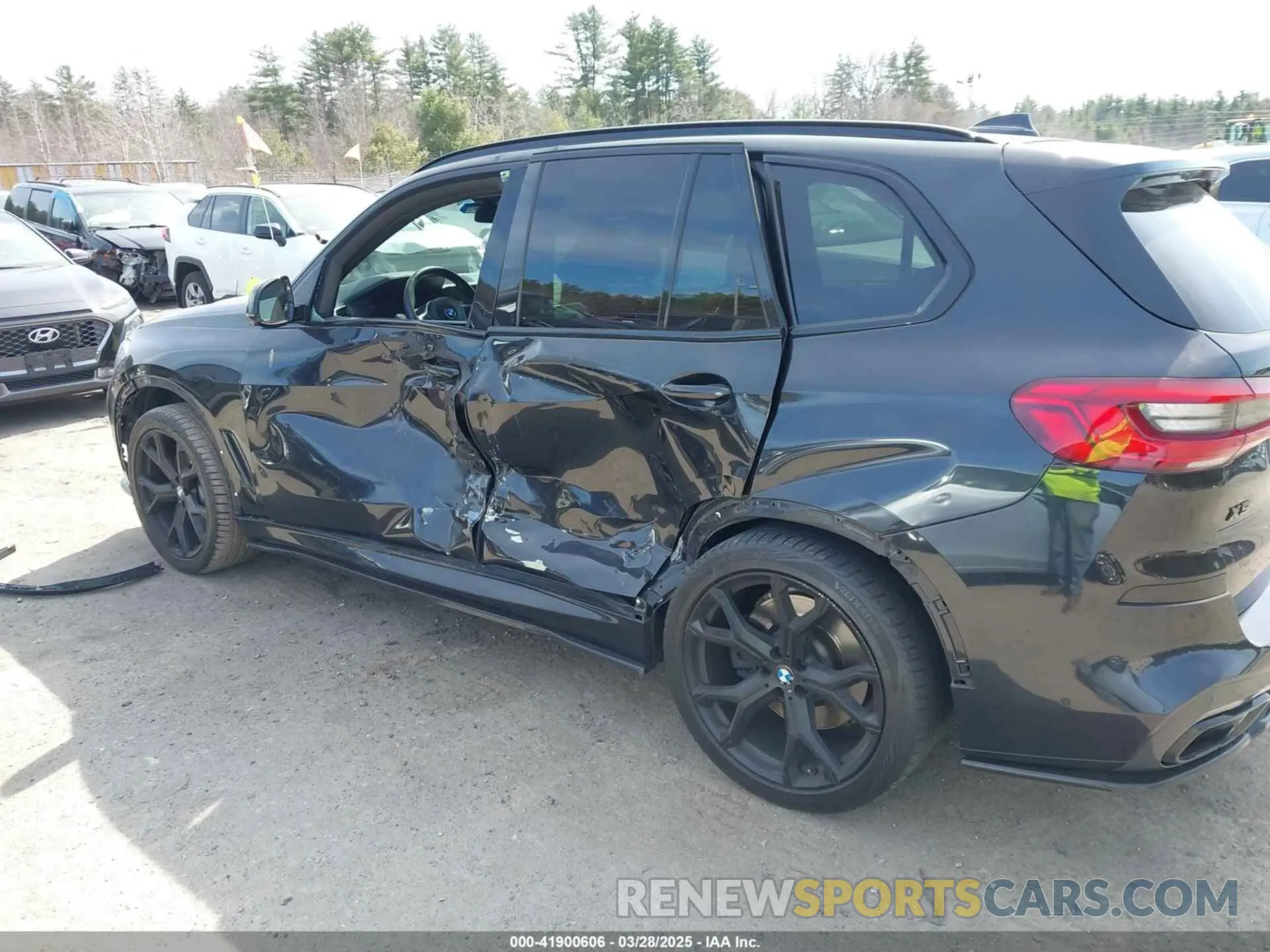 13 fotografías del automóvil dañado 5UXJU2C55KLB15353 BMW X5 2019