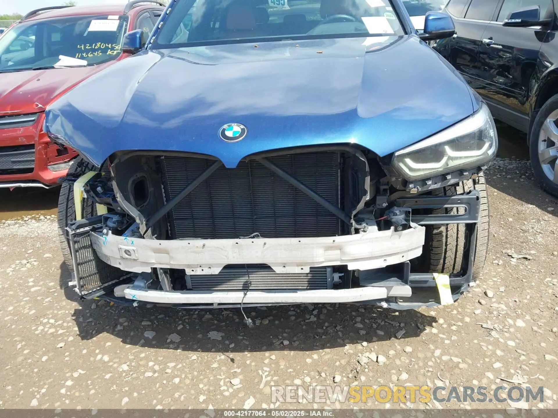 13 fotografías del automóvil dañado 5UXJU2C55KLN64657 BMW X5 2019