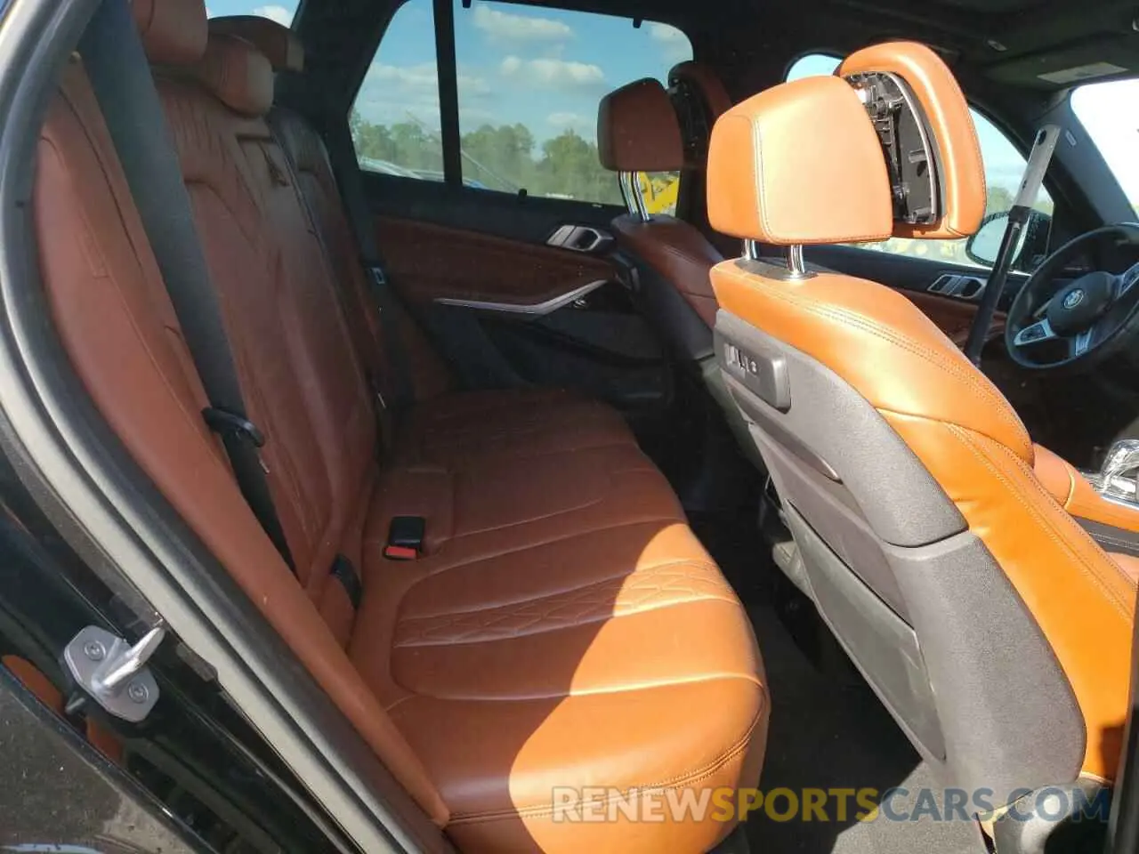 11 fotografías del automóvil dañado 5UXJU2C57KLN49450 BMW X5 2019