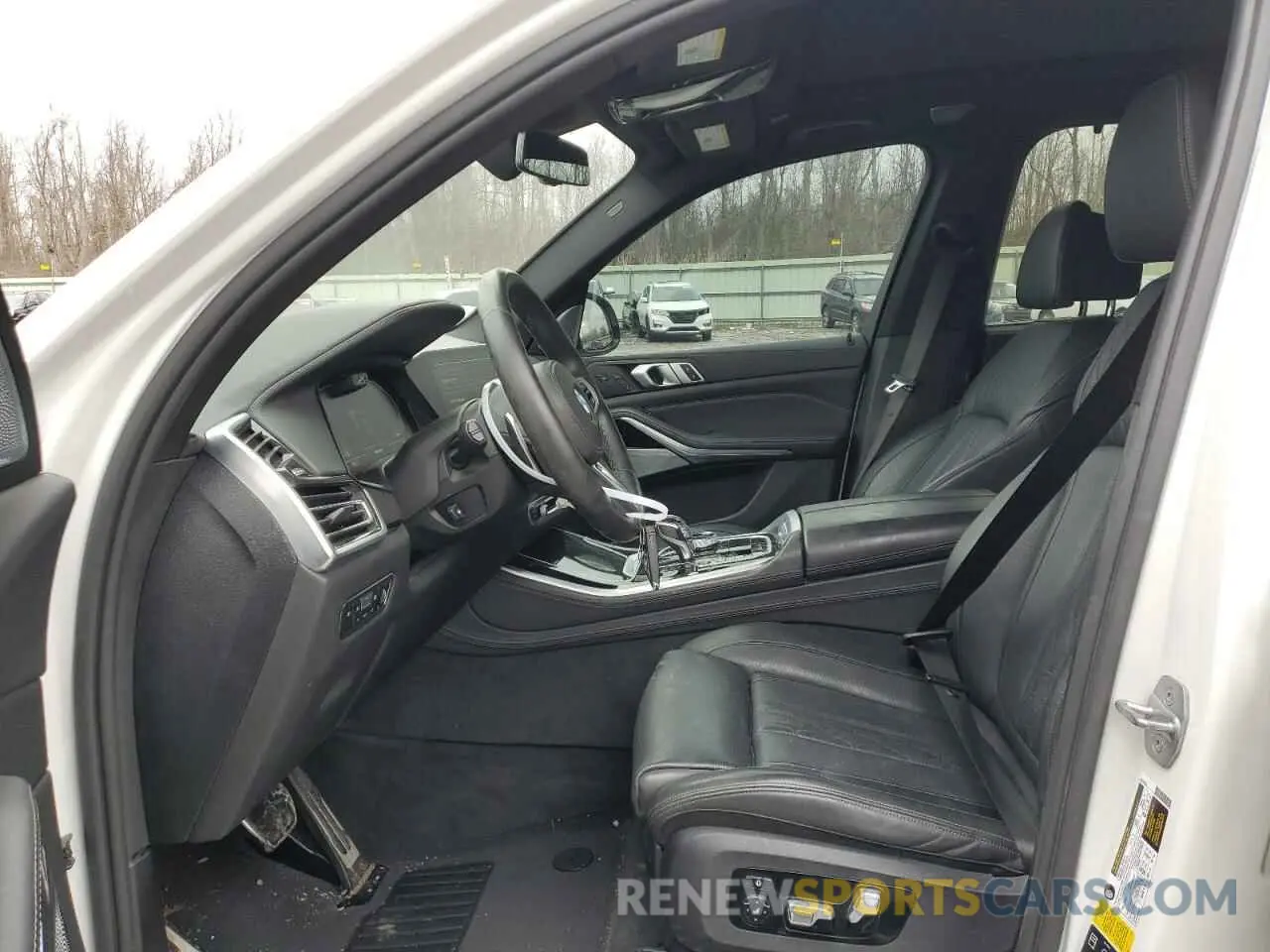 7 fotografías del automóvil dañado 5UXJU2C59KLN67108 BMW X5 2019