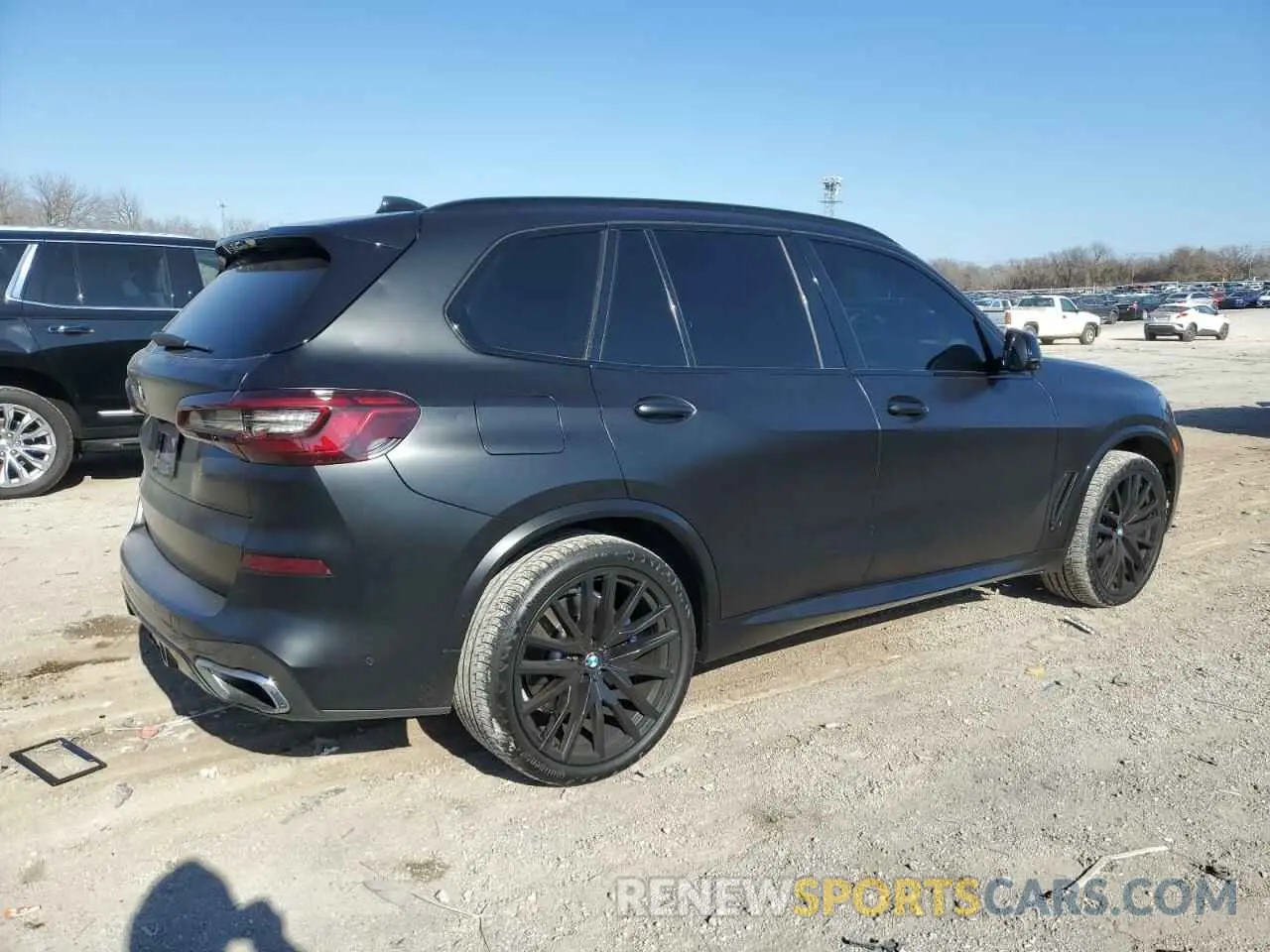 3 fotografías del automóvil dañado 5UXJU2C5XKLB15526 BMW X5 2019