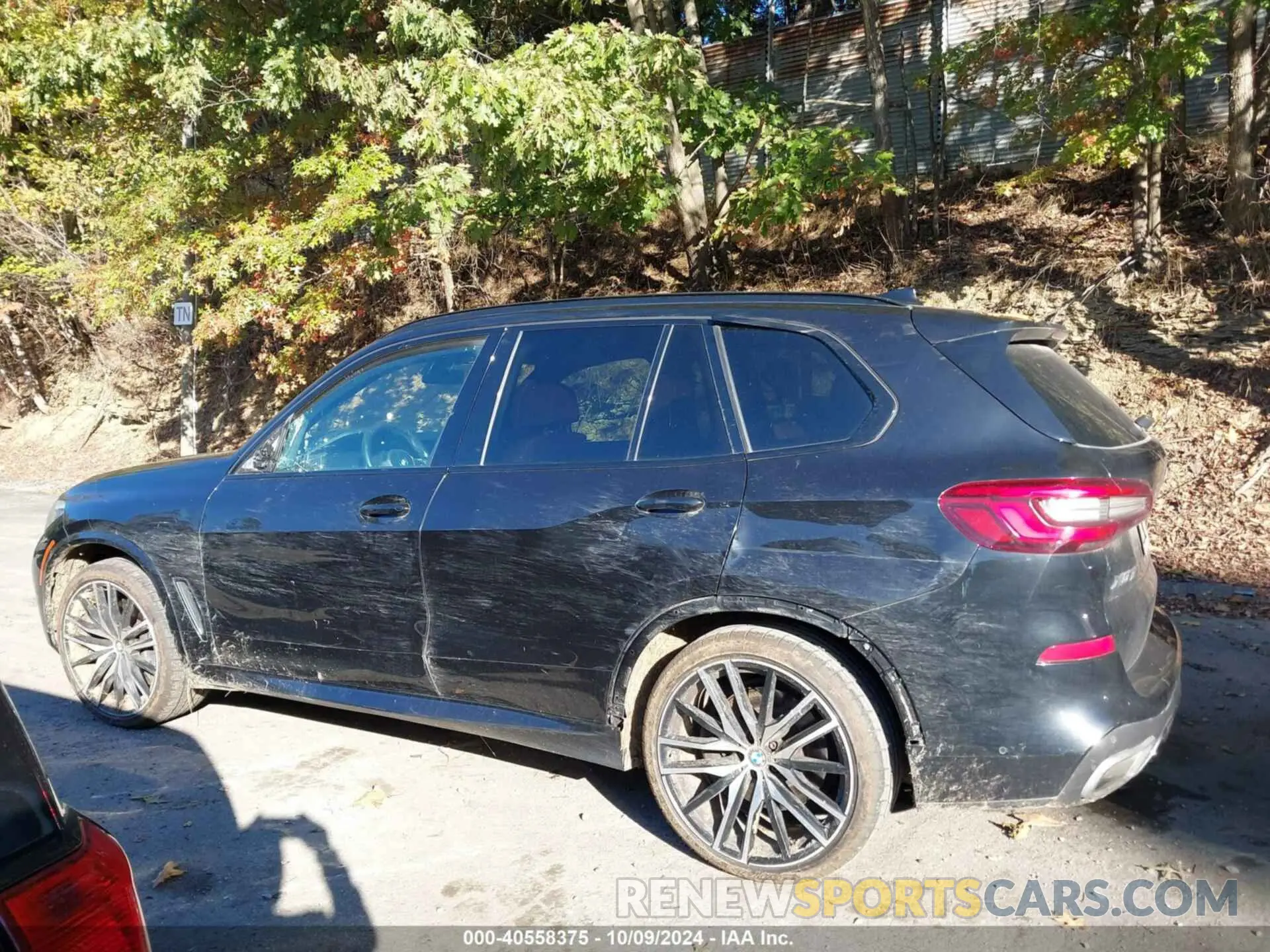 15 fotografías del automóvil dañado 5UXJU2C5XKLN49717 BMW X5 2019