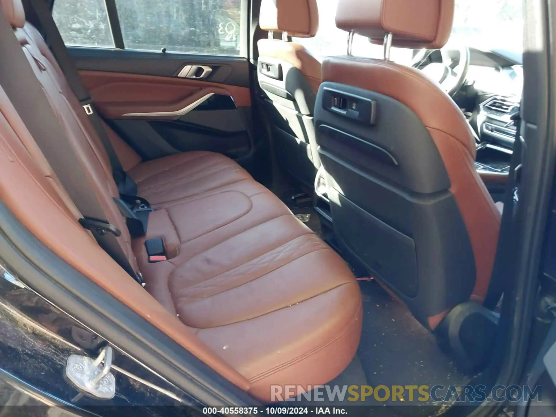 8 fotografías del automóvil dañado 5UXJU2C5XKLN49717 BMW X5 2019