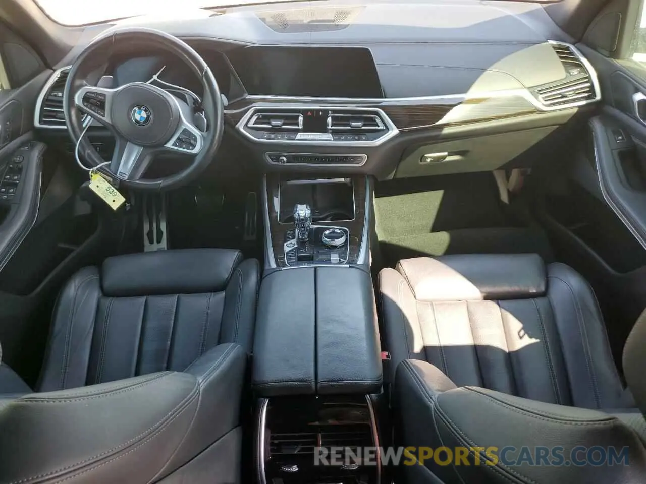 8 fotografías del automóvil dañado 5UXCR4C02L9D21125 BMW X5 2020