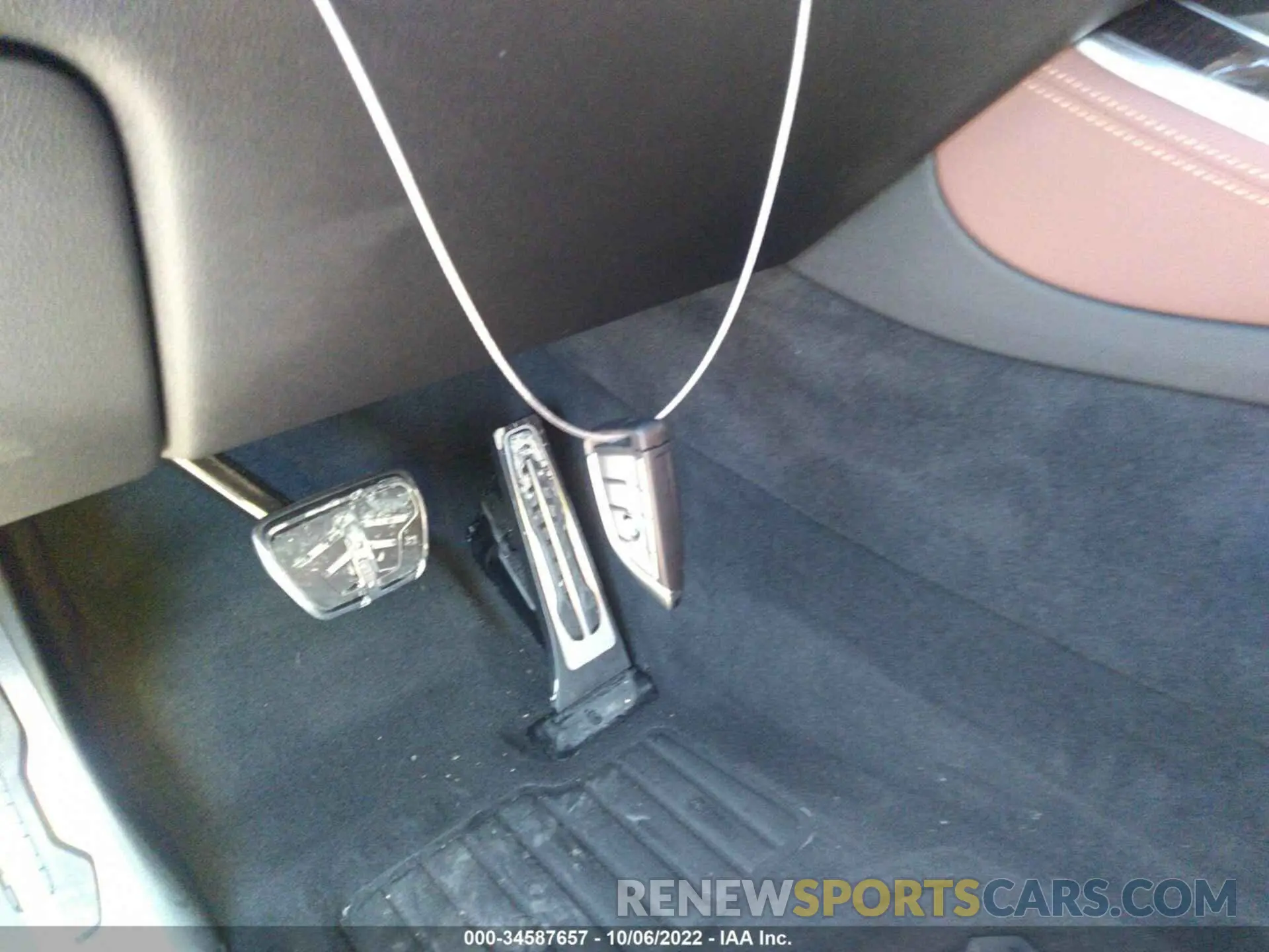 11 fotografías del automóvil dañado 5UXCR4C03L9B69517 BMW X5 2020