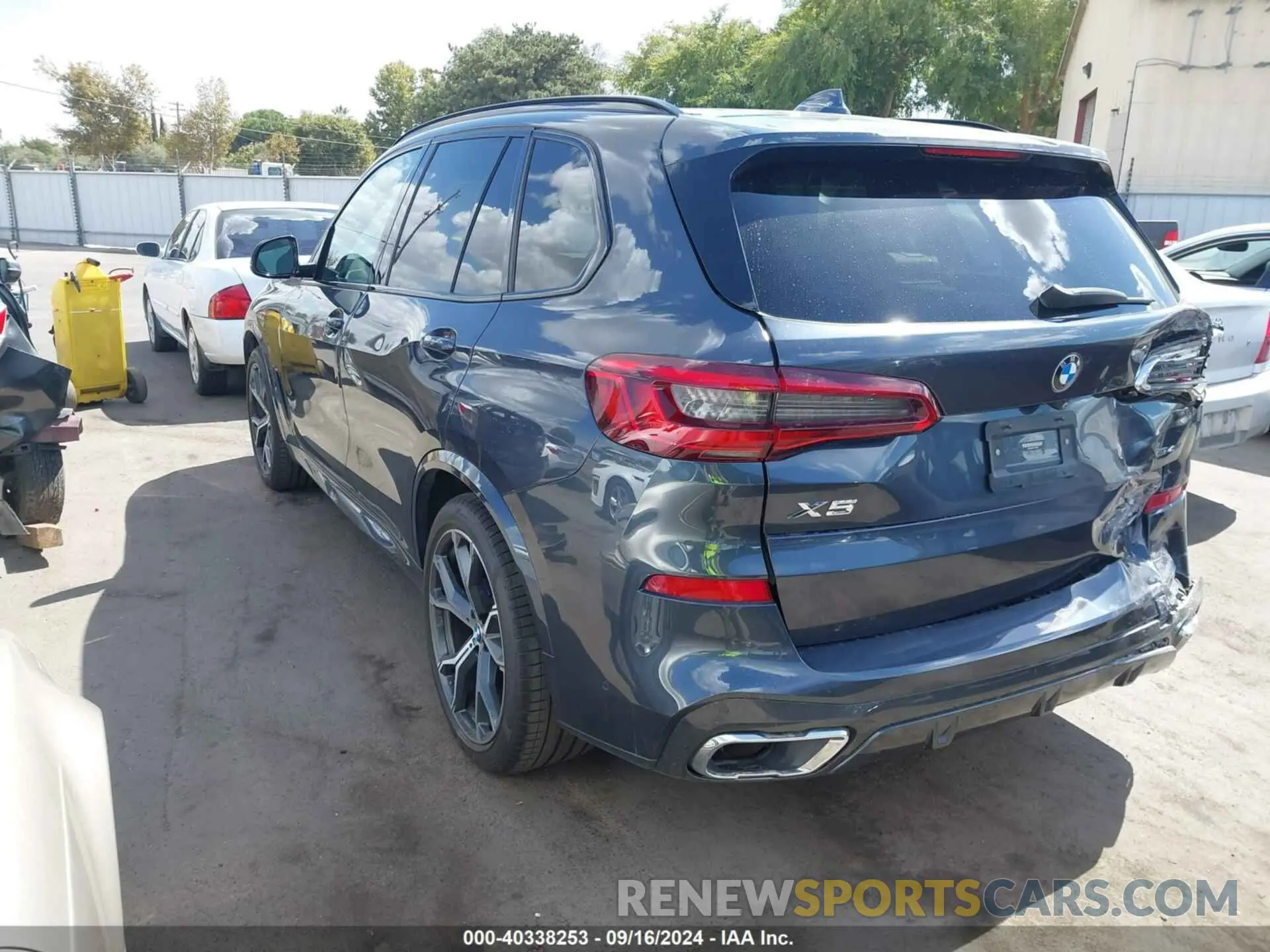 3 fotografías del automóvil dañado 5UXCR4C07LLT18687 BMW X5 2020
