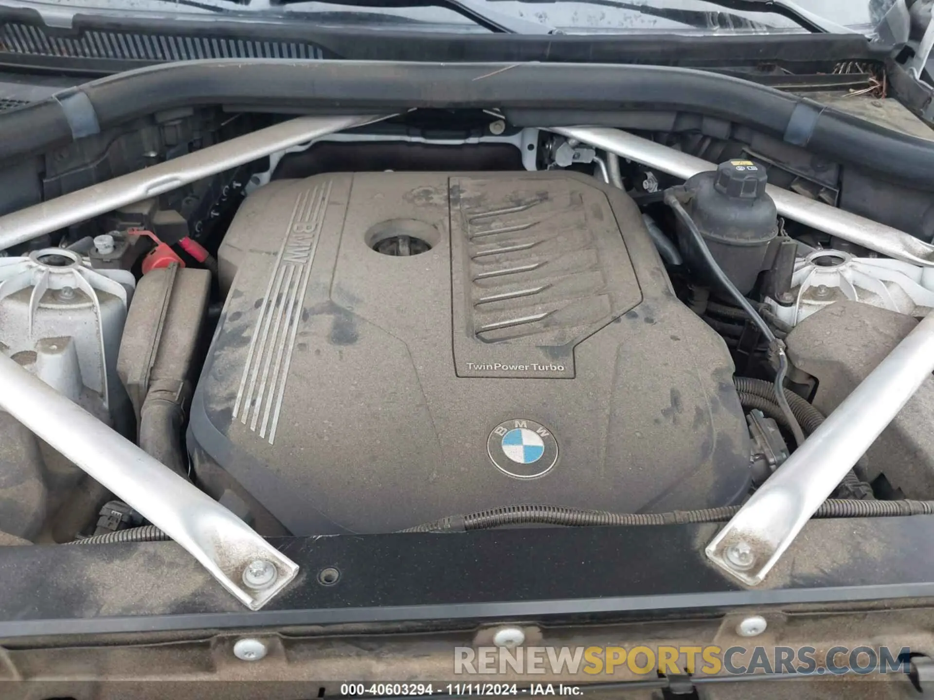 10 fotografías del automóvil dañado 5UXCR4C08L9B00807 BMW X5 2020